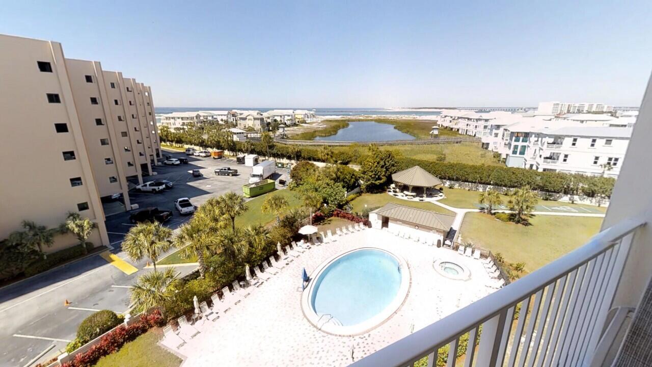 ISLANDER CONDO PH 2 - Residential