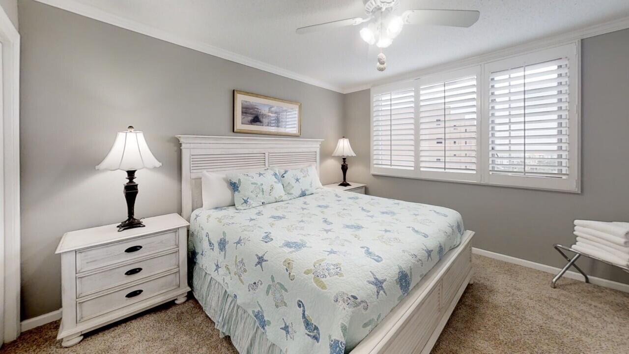 ISLANDER CONDO PH 2 - Residential