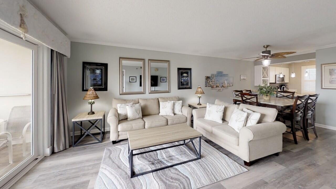 ISLANDER CONDO PH 2 - Residential