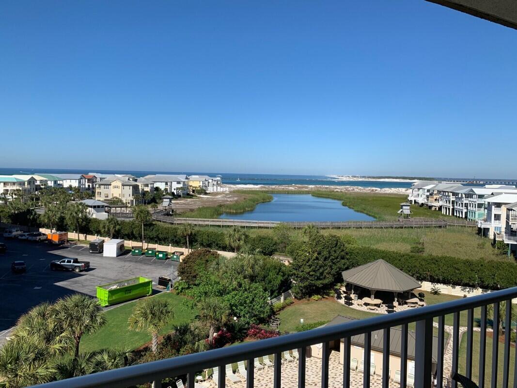 ISLANDER CONDO PH 2 - Residential