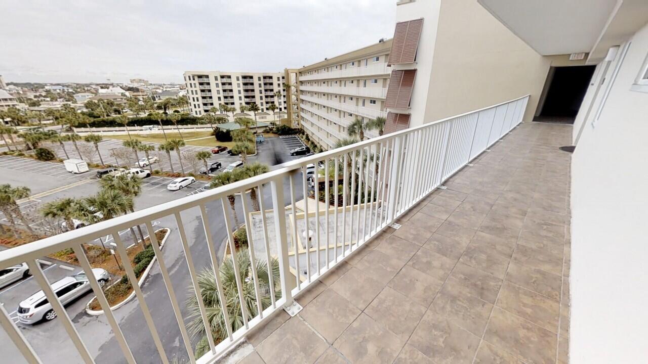 ISLANDER CONDO PH 2 - Residential