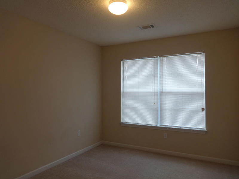ROLLING PINES - Residential Lease