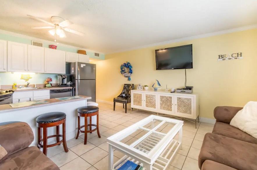 VISTA DEL MAR - Residential