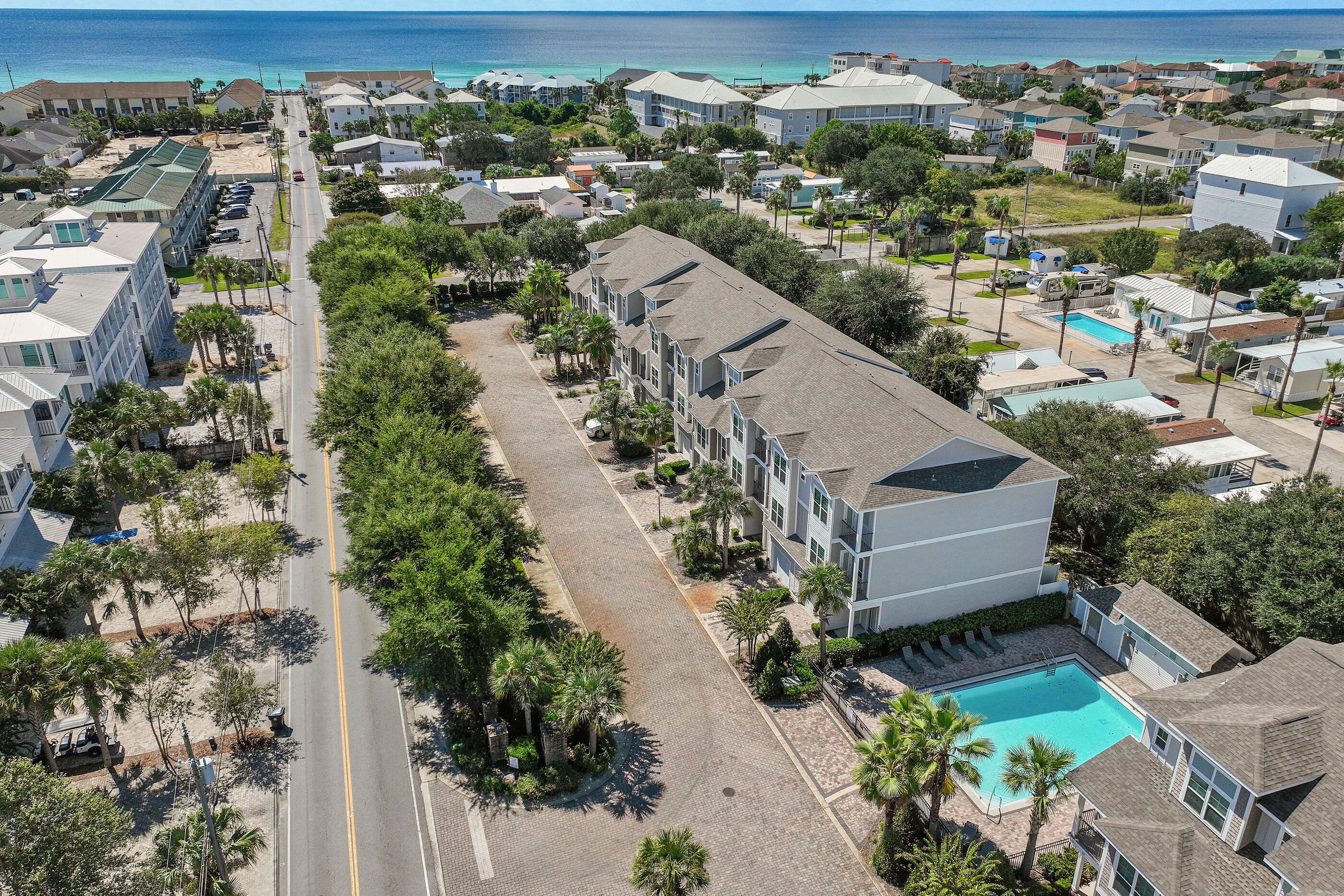 Driftwood Drive Townhomes - Residential