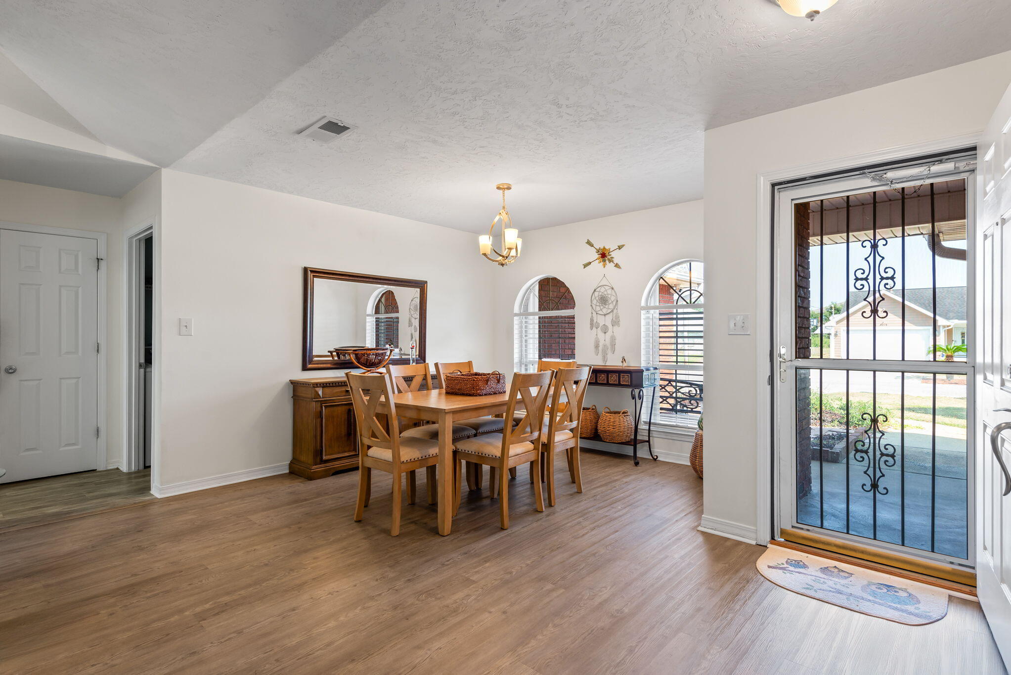 JACKSON TRAIL - Residential