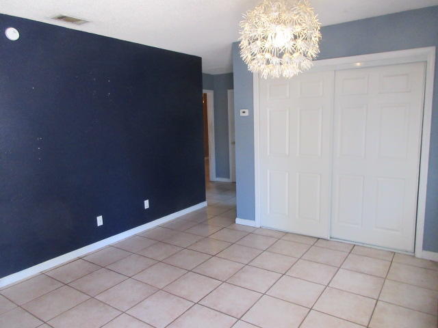 OAKLAND HEIGHTS - Residential
