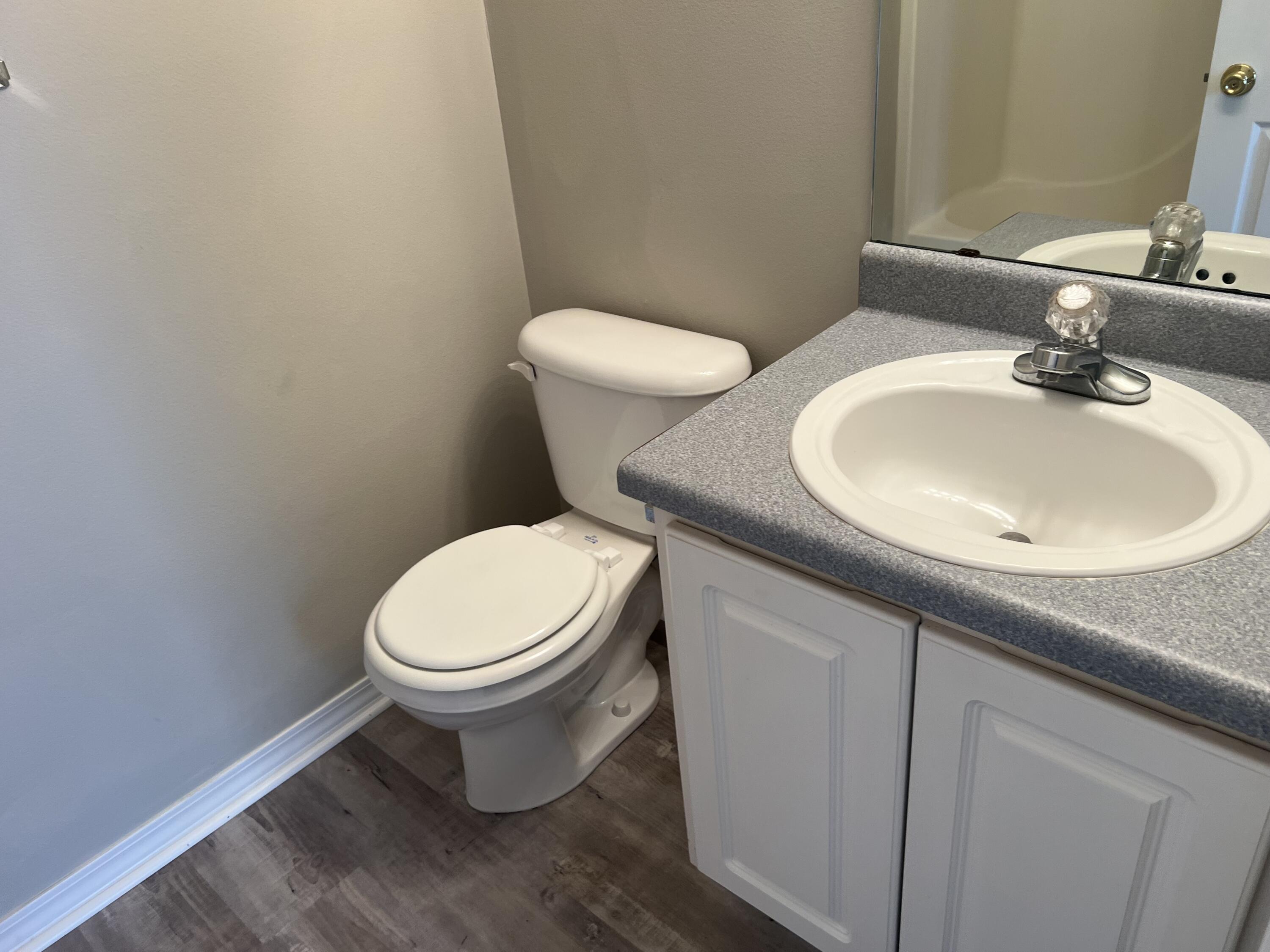 ANASTASIA MANOR T/H - Residential Lease