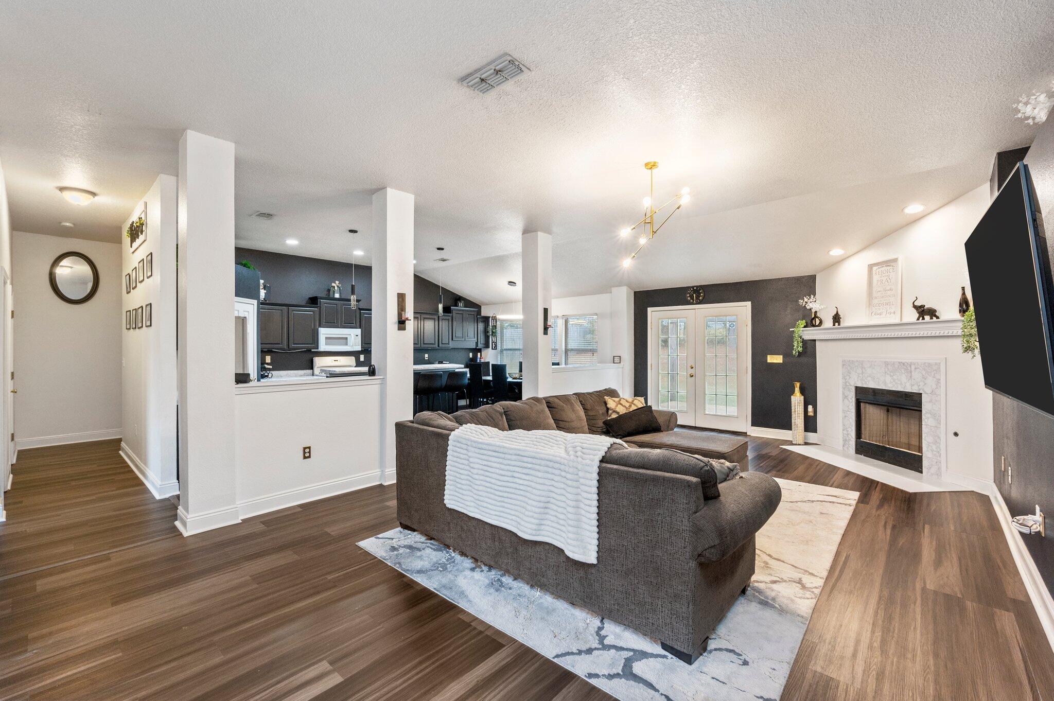 SILVER OAKS PH 2 - Residential Lease