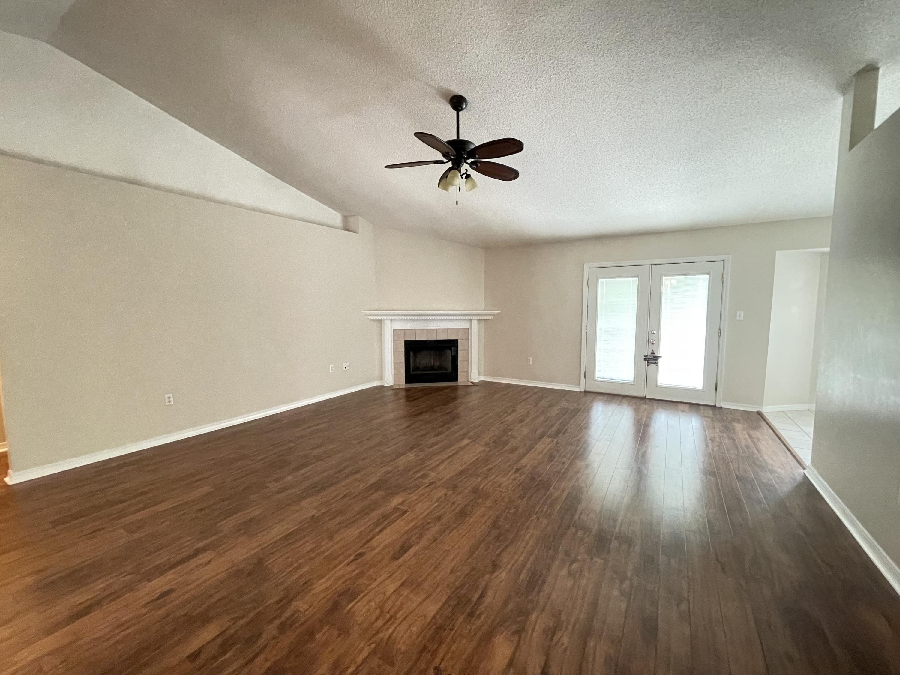 CORONADO VILLAGE PH 3 - Residential Lease
