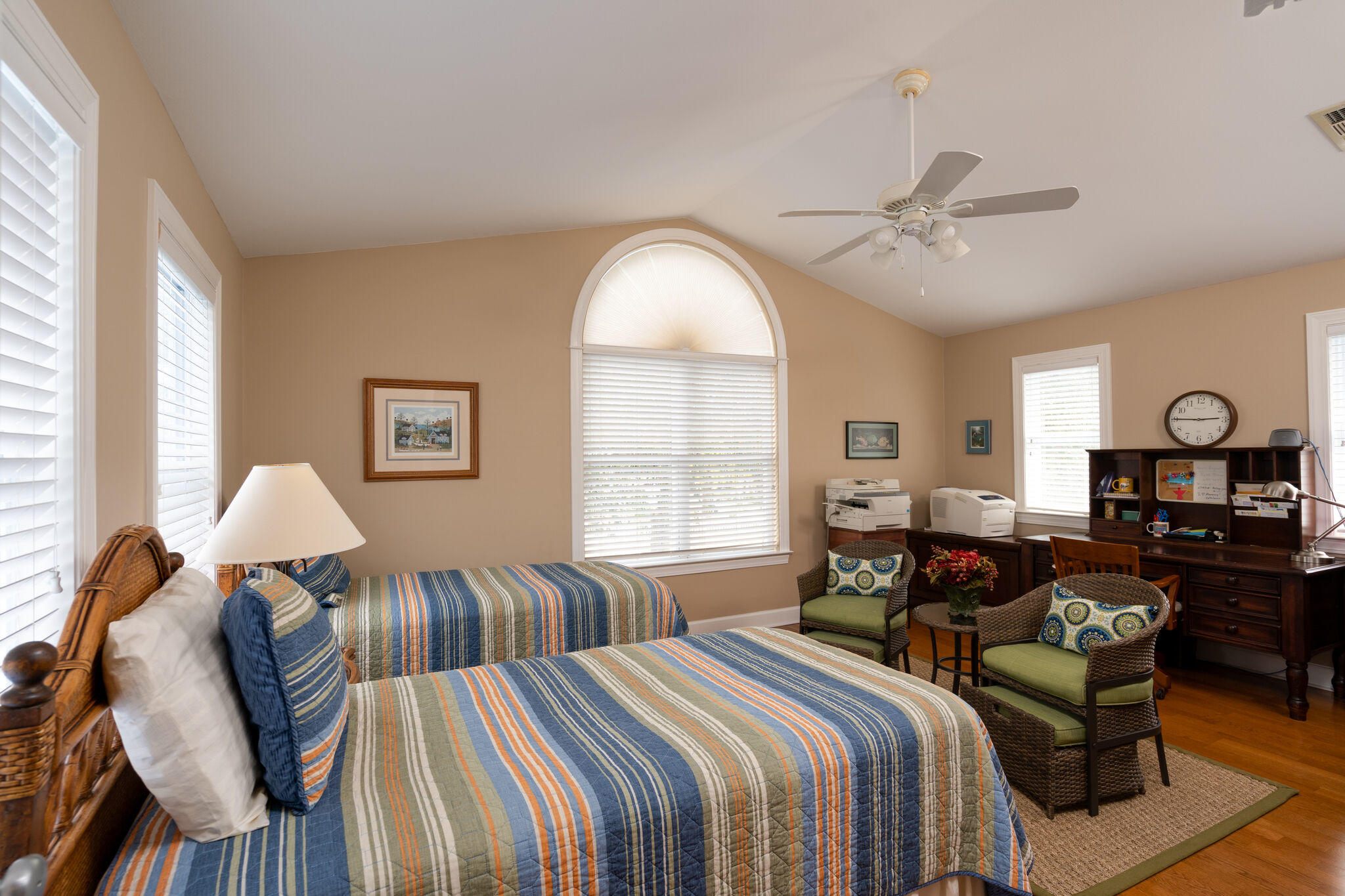SEA DUNES - Residential