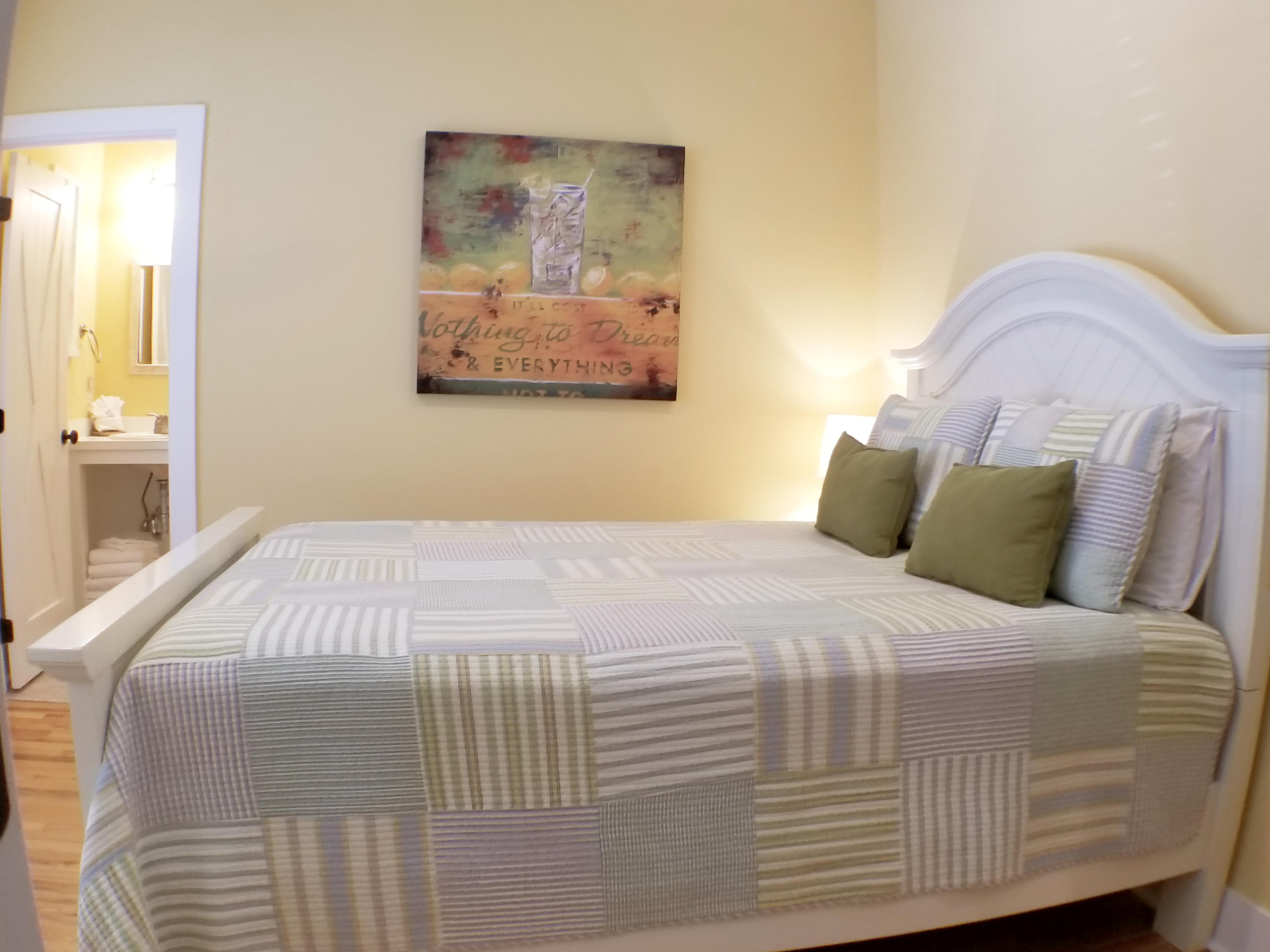 MAGNOLIA COTTAGES - Residential