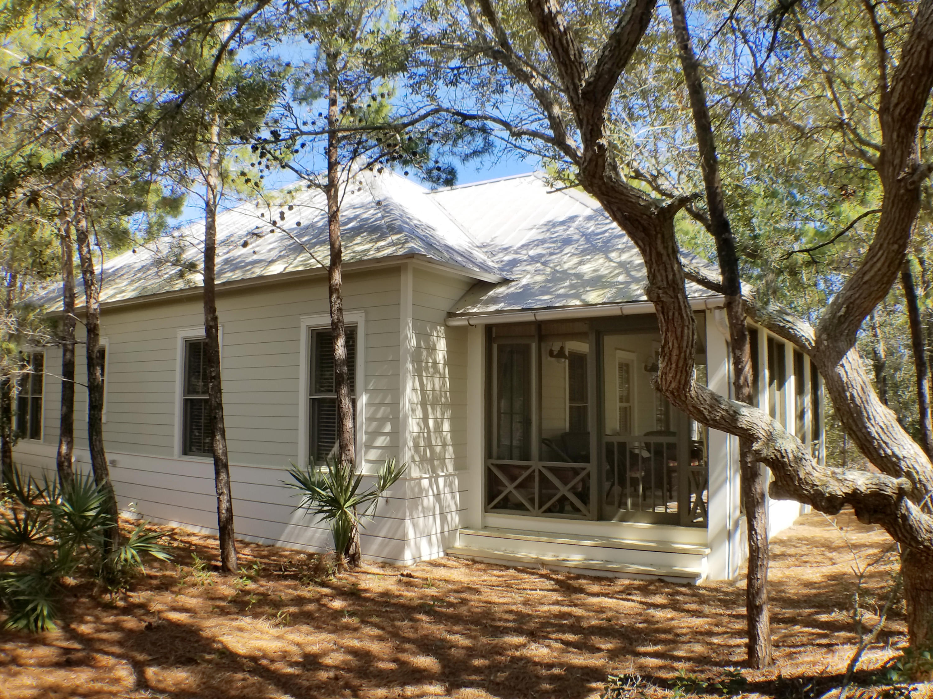 MAGNOLIA COTTAGES - Residential