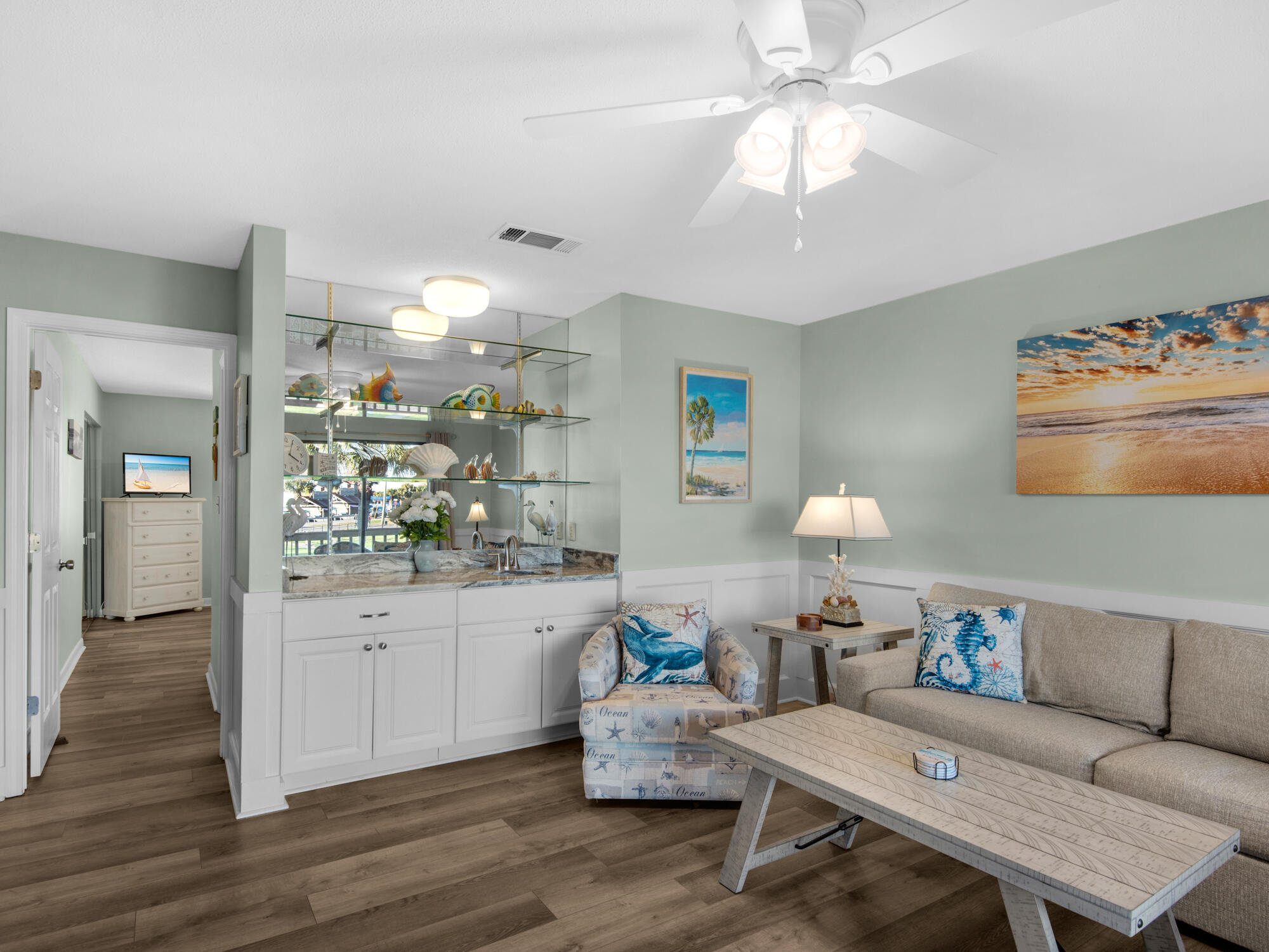 BLUE SURF T/H - Residential