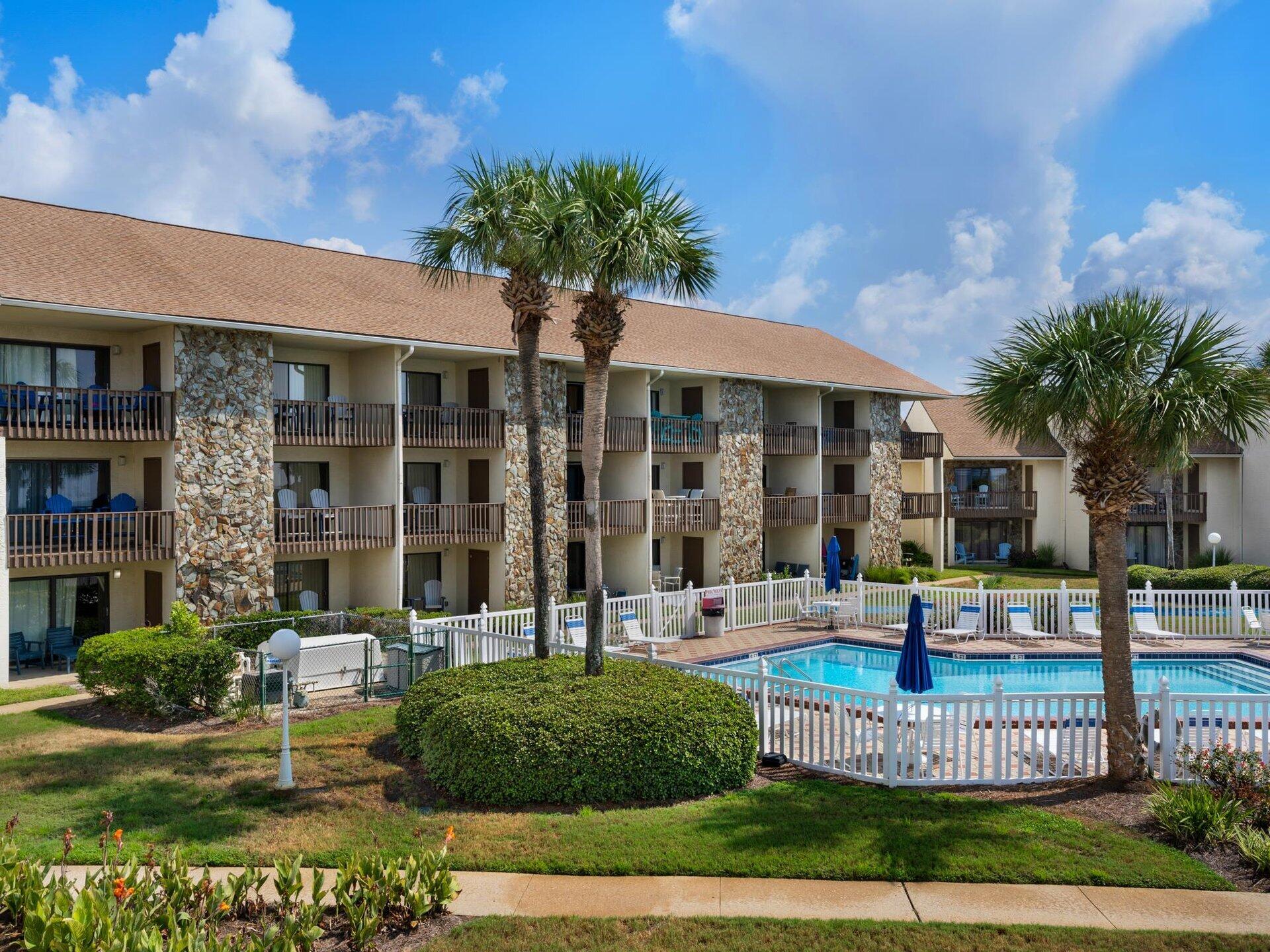 BLUE SURF T/H - Residential