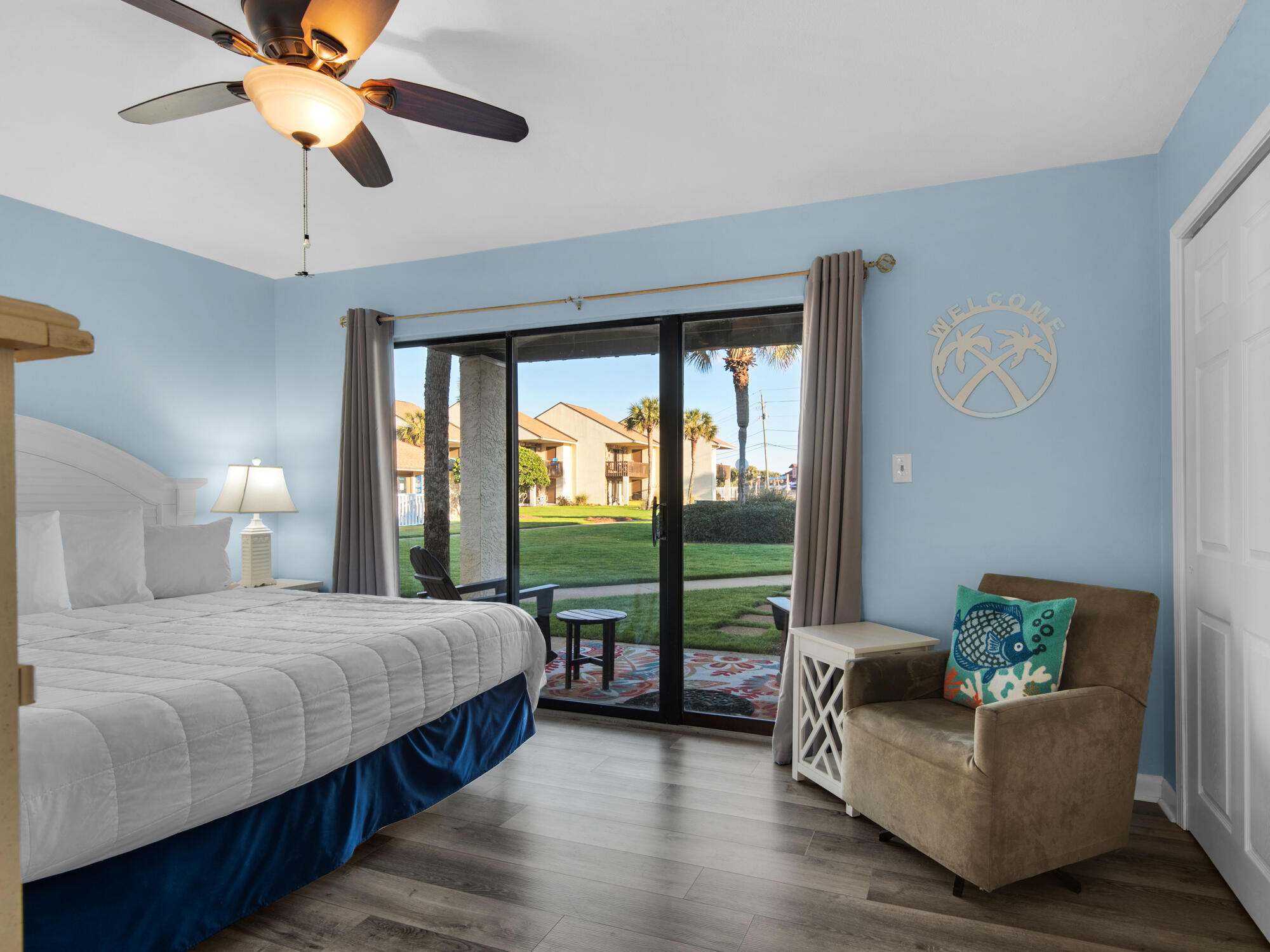 BLUE SURF T/H - Residential