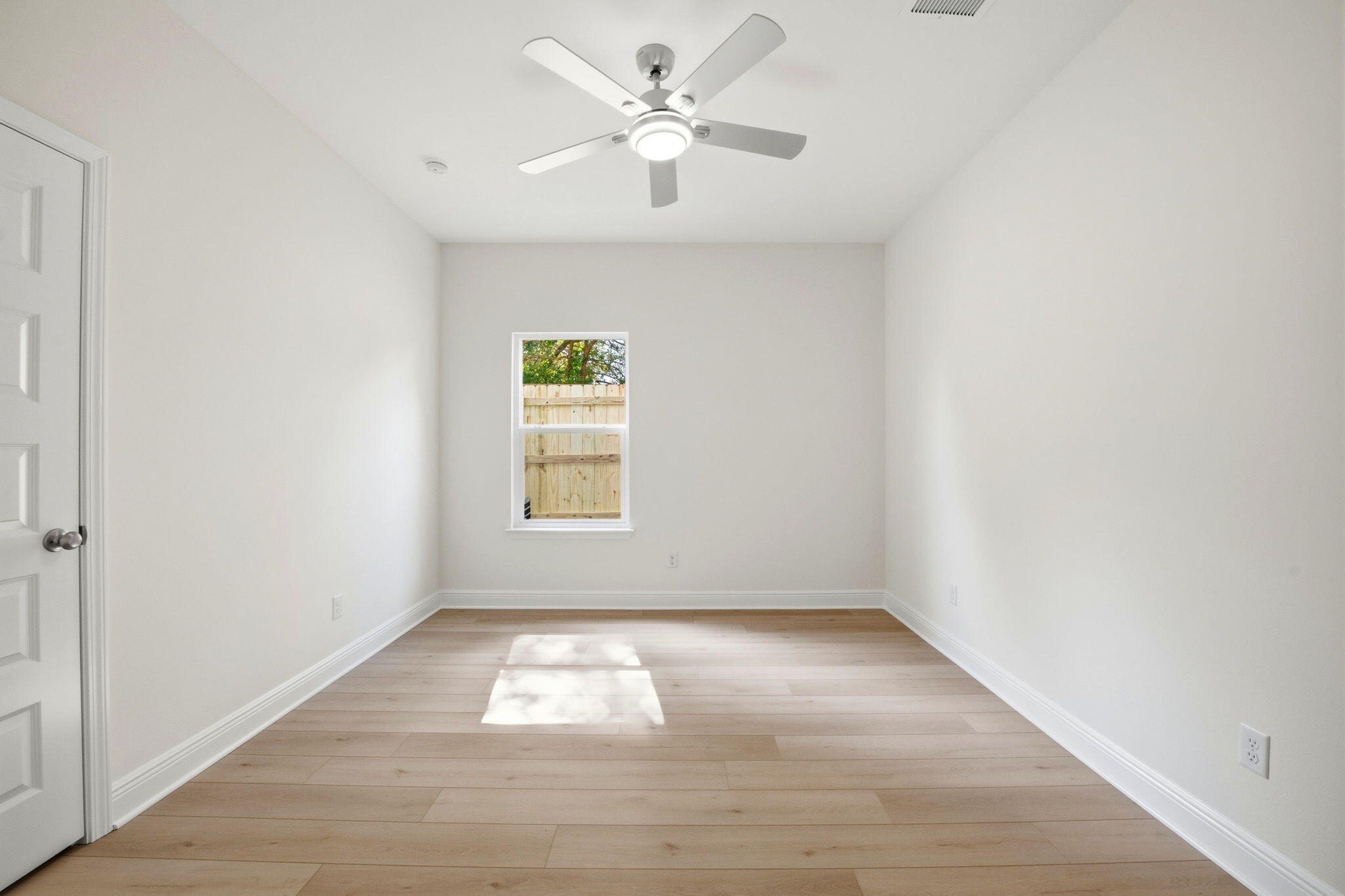 NAVARRE S/D 1ST ADDN - Residential