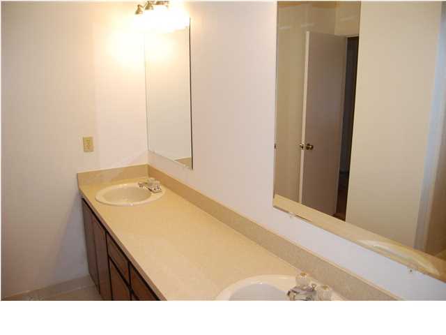 ST ANDREWS VILLAGE SOUTH 2 - Residential Lease
