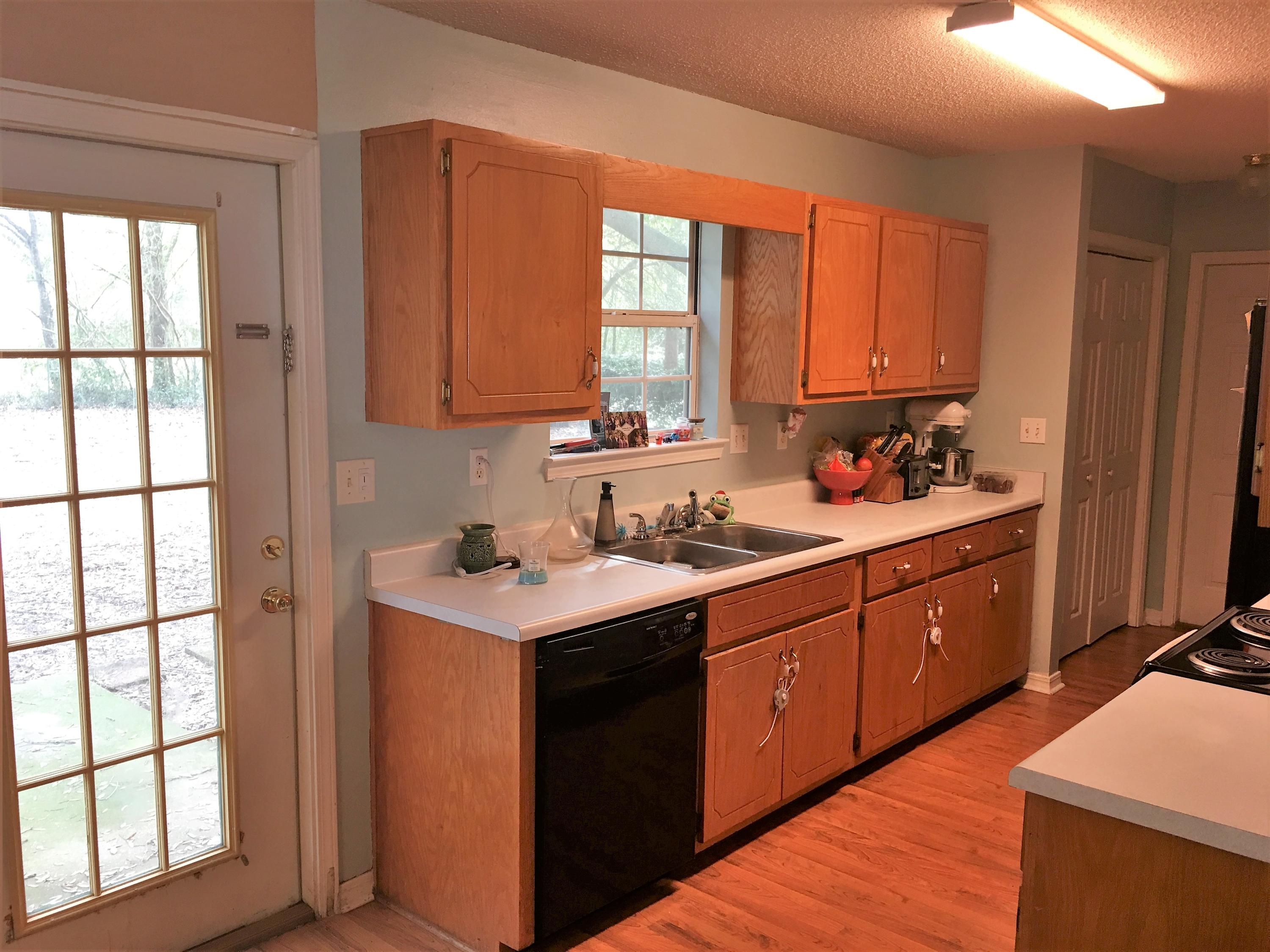 FOXWORTH ESTATES PH 2 - Residential