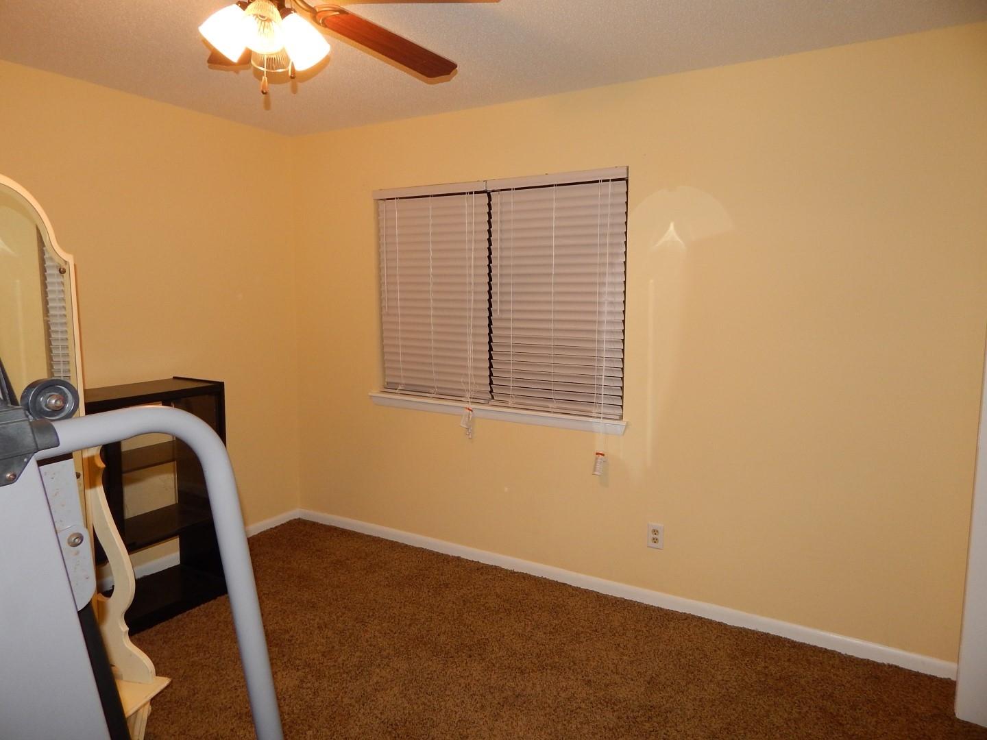 BIENVILLE SQUARE T/H - Residential Lease
