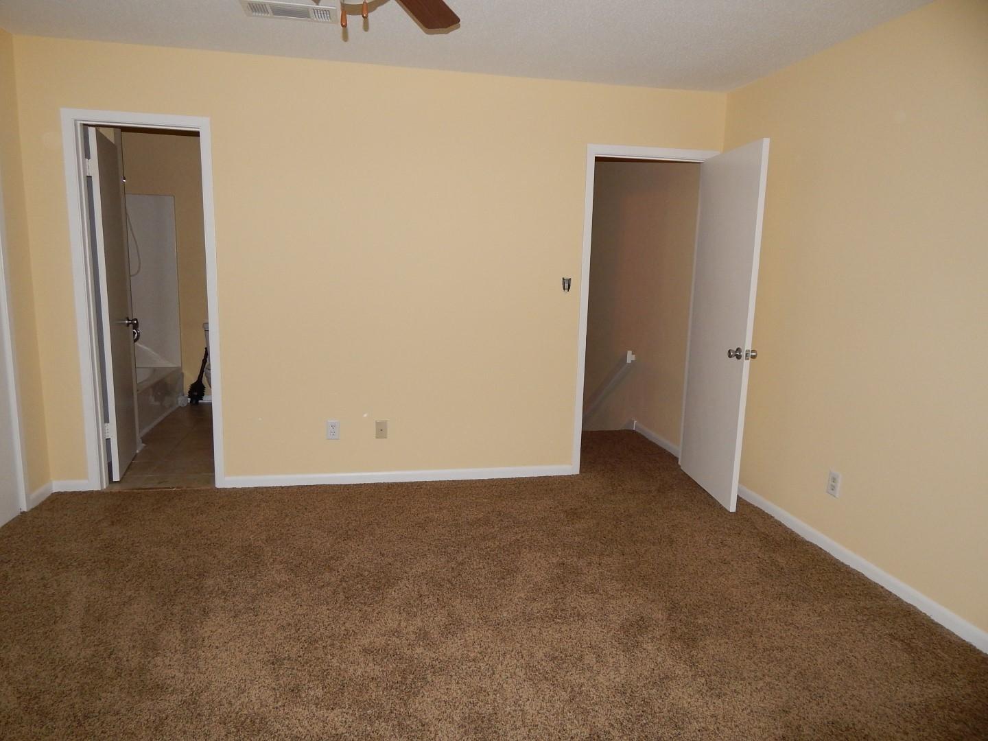BIENVILLE SQUARE T/H - Residential Lease