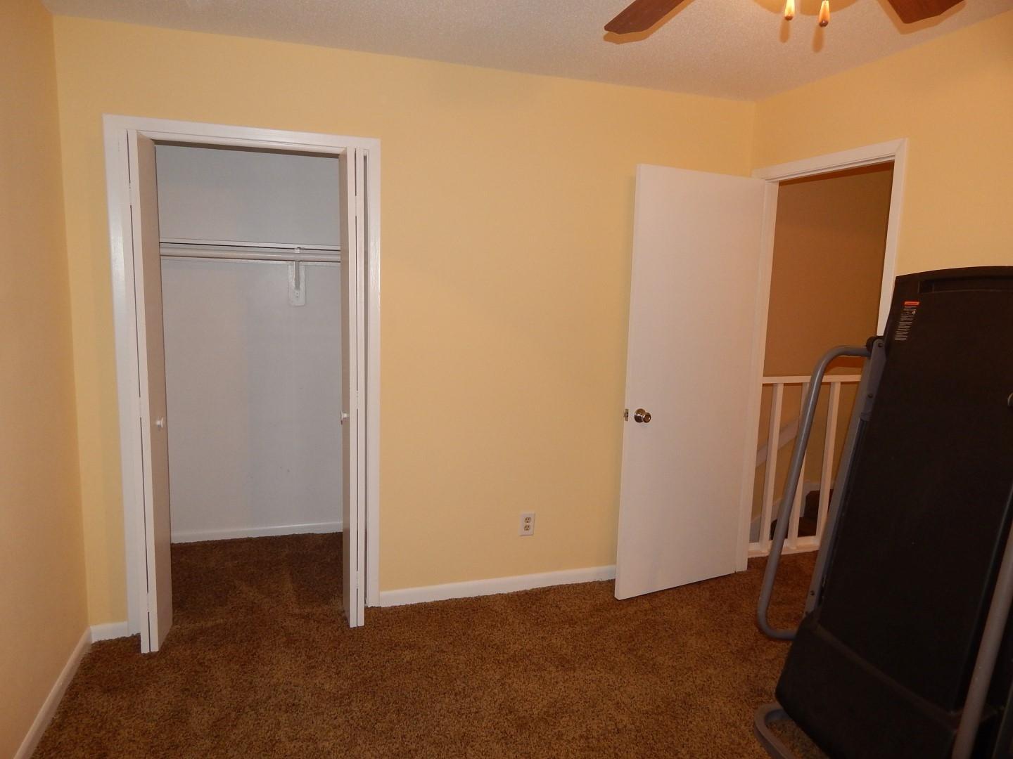 BIENVILLE SQUARE T/H - Residential Lease