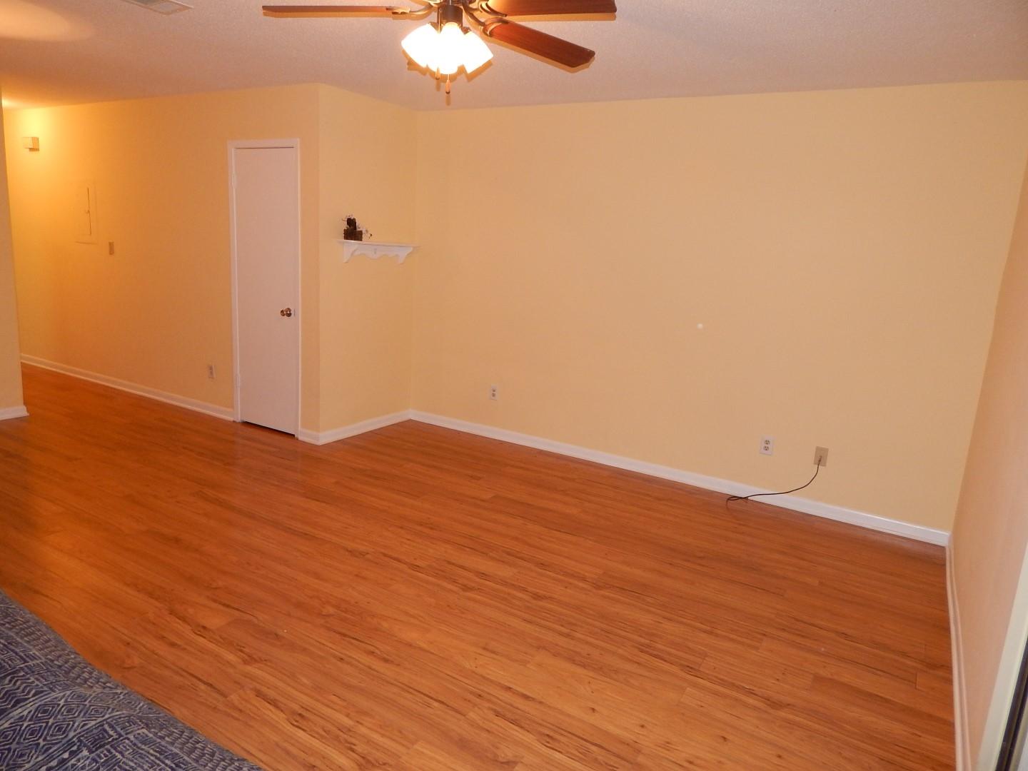 BIENVILLE SQUARE T/H - Residential Lease