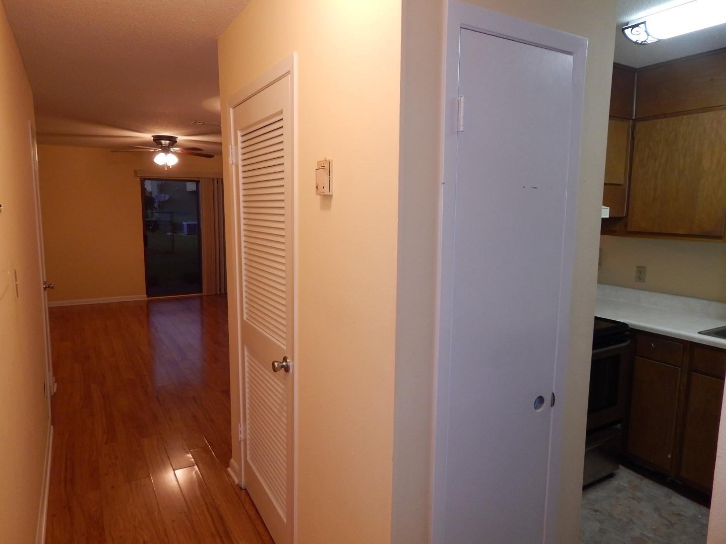 BIENVILLE SQUARE T/H - Residential Lease