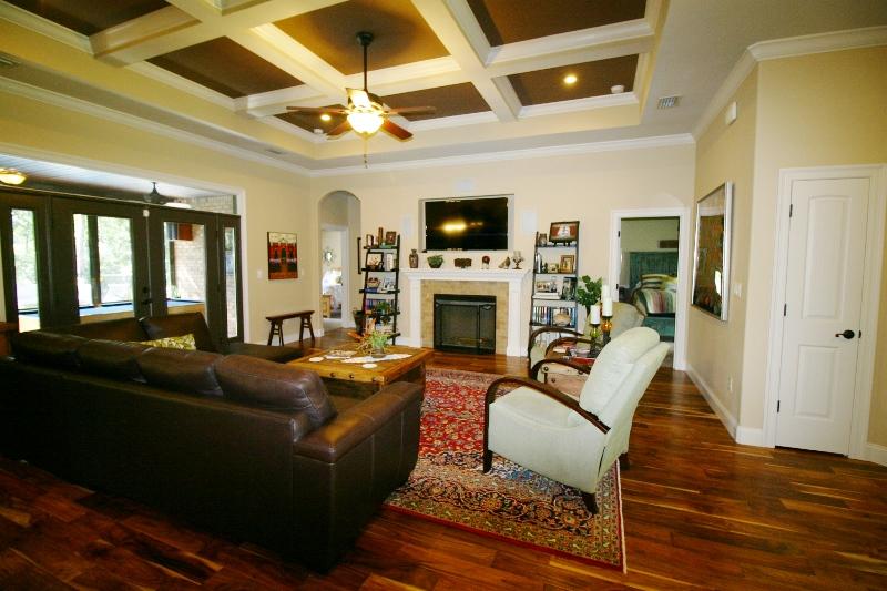 CLAIRE'S VINEYARD - Residential