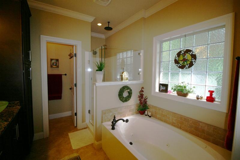 CLAIRE'S VINEYARD - Residential