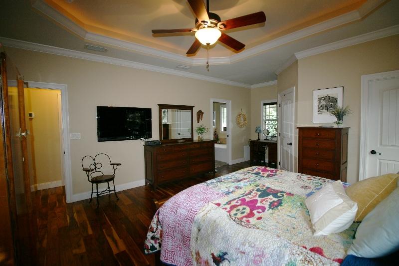 CLAIRE'S VINEYARD - Residential