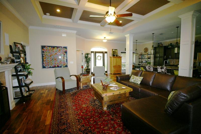 CLAIRE'S VINEYARD - Residential