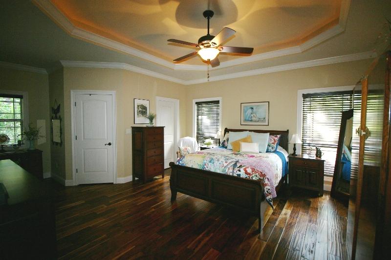 CLAIRE'S VINEYARD - Residential