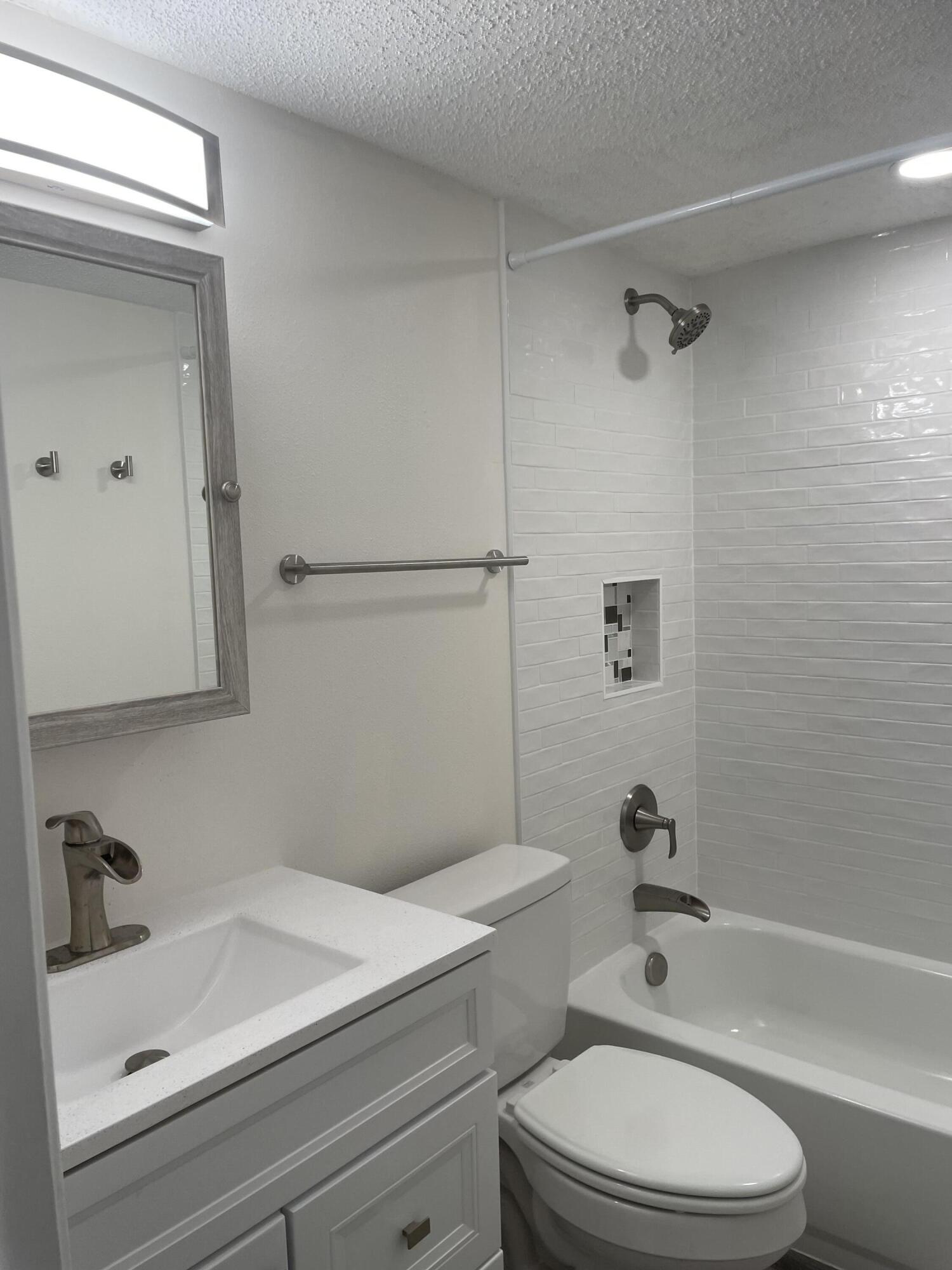 CEDARS THE - Residential Lease