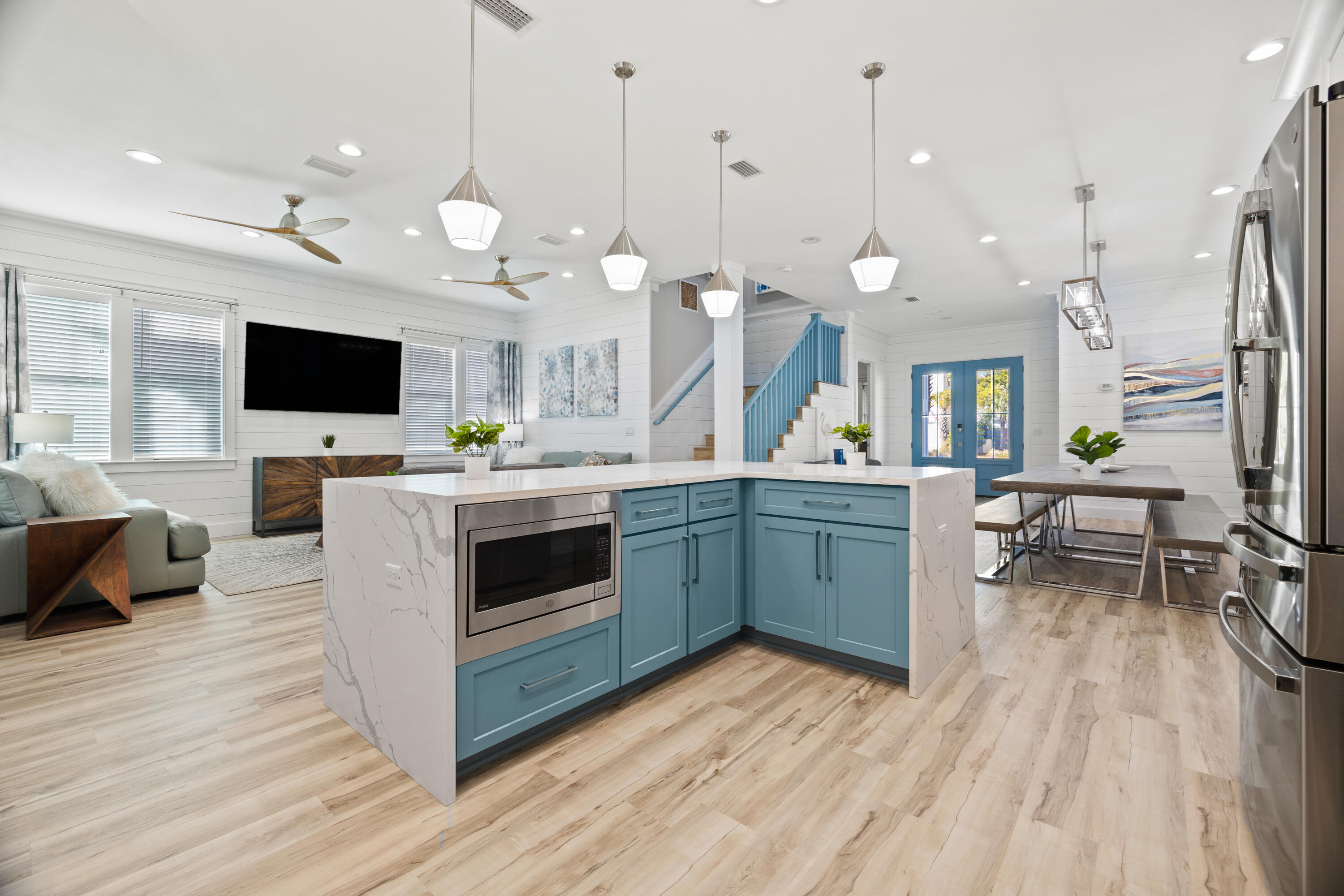 FRANGISTA BEACH 2ND ADDN - Residential