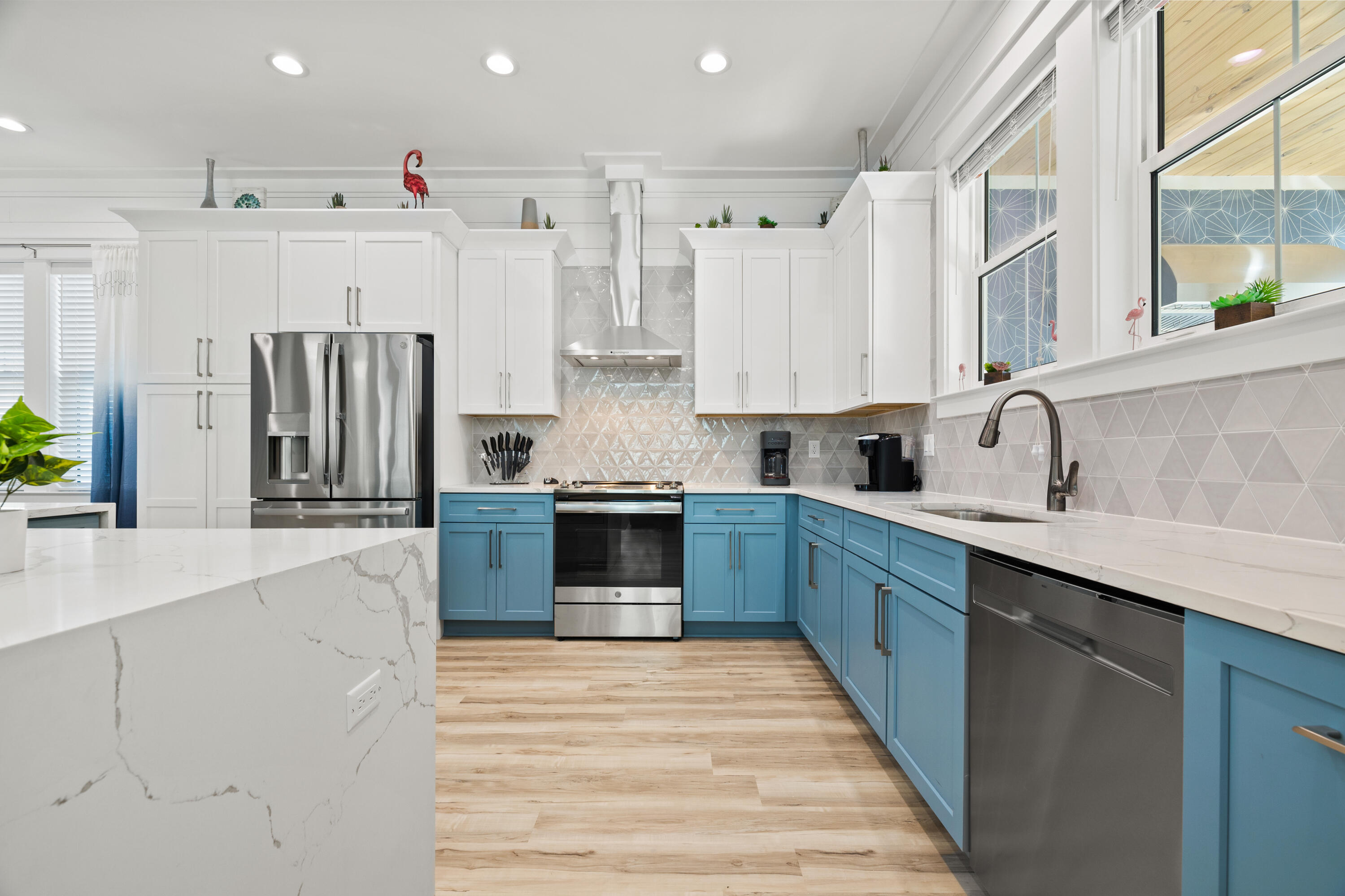 FRANGISTA BEACH 2ND ADDN - Residential