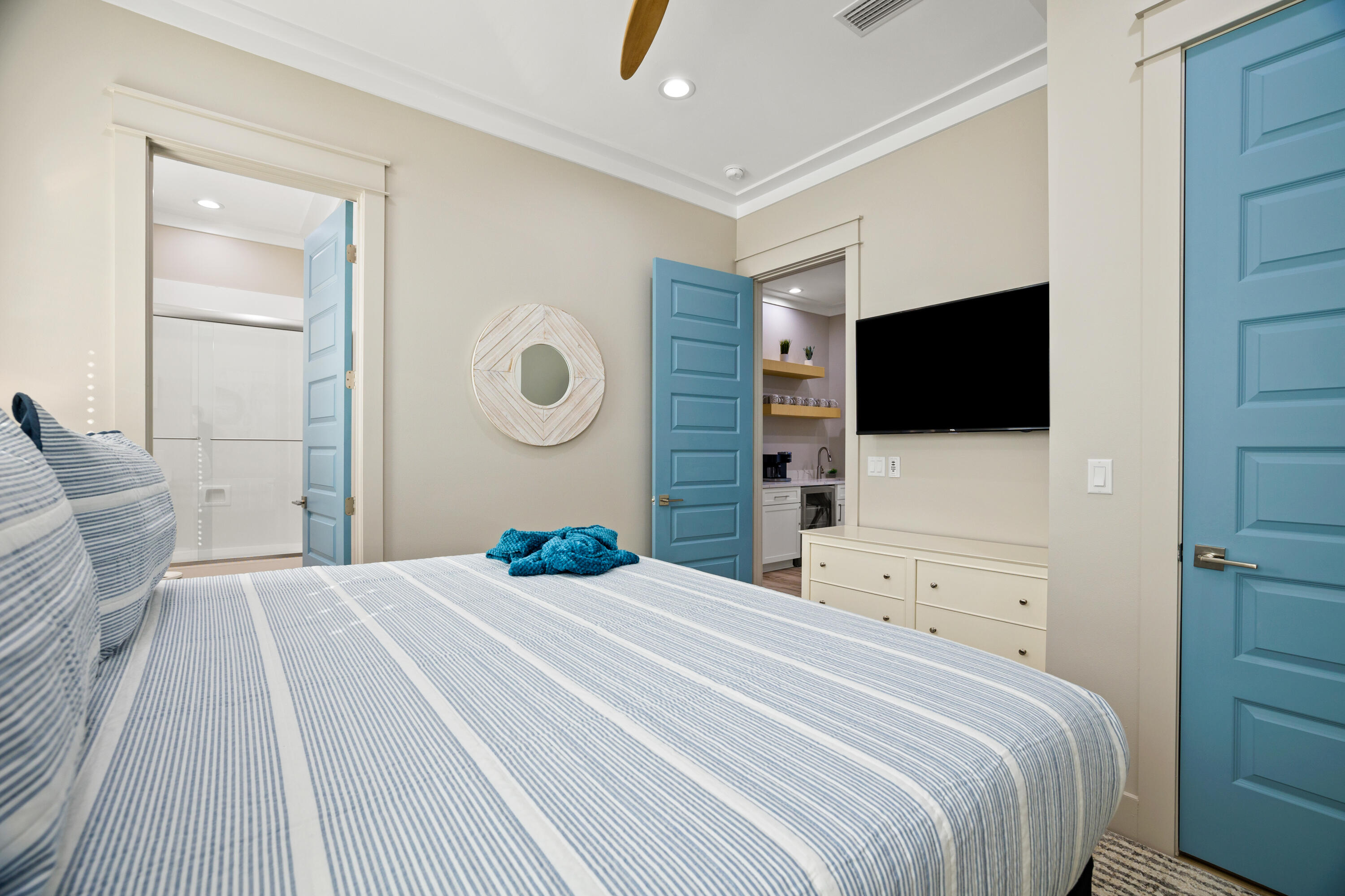 FRANGISTA BEACH 2ND ADDN - Residential