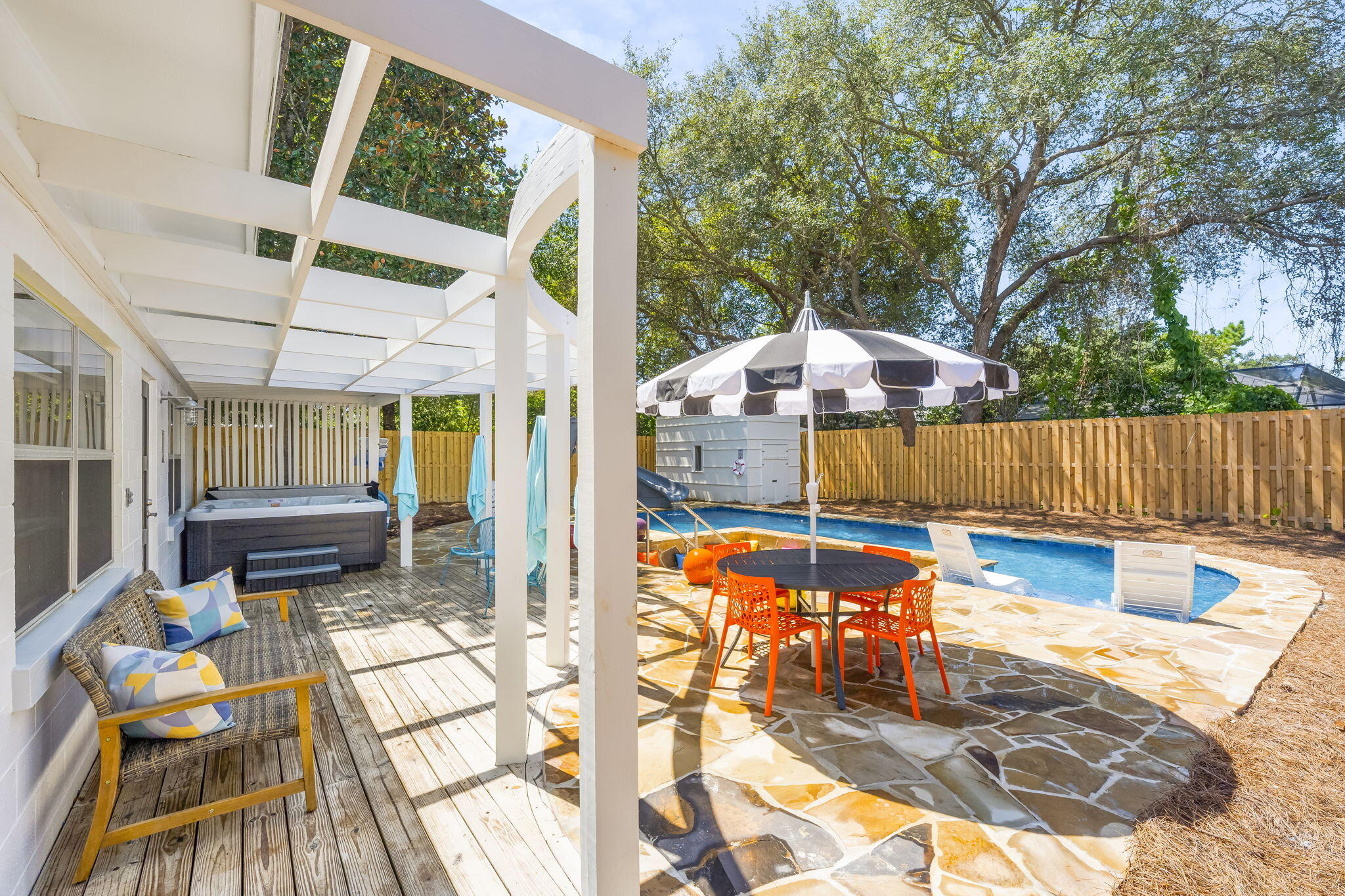 SEACREST - Residential