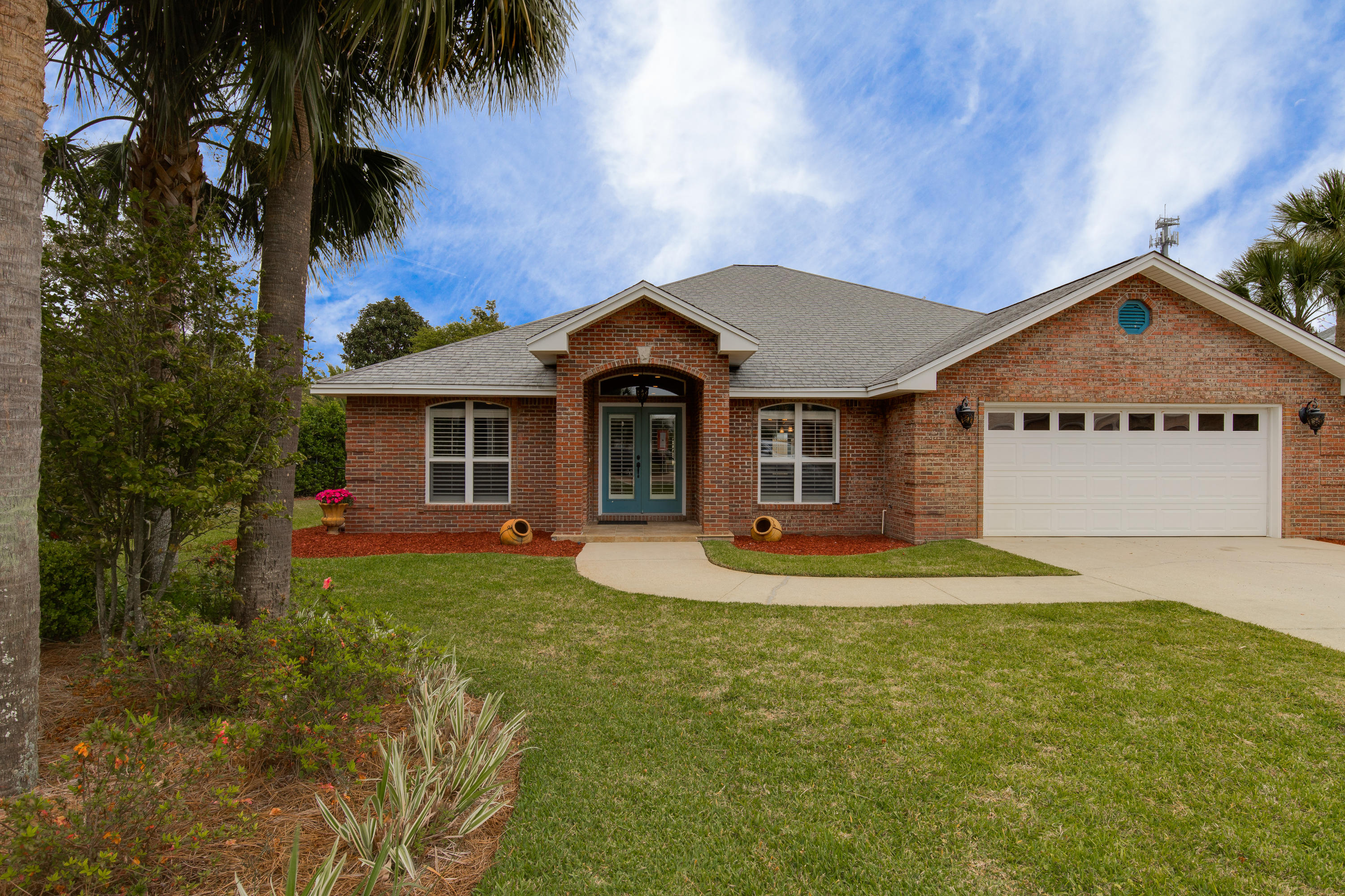 AVALON BEACH ESTATES - Residential