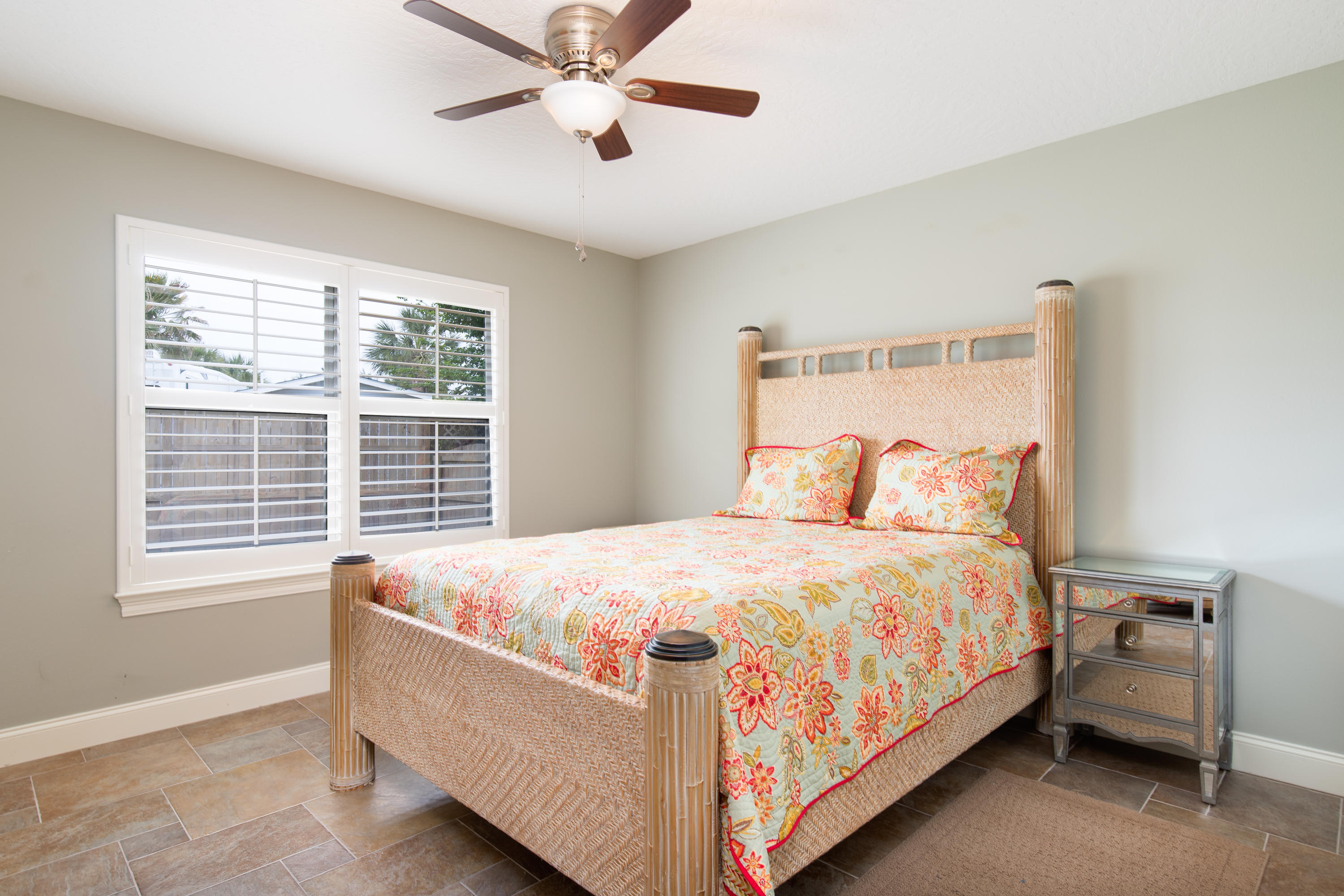 AVALON BEACH ESTATES - Residential