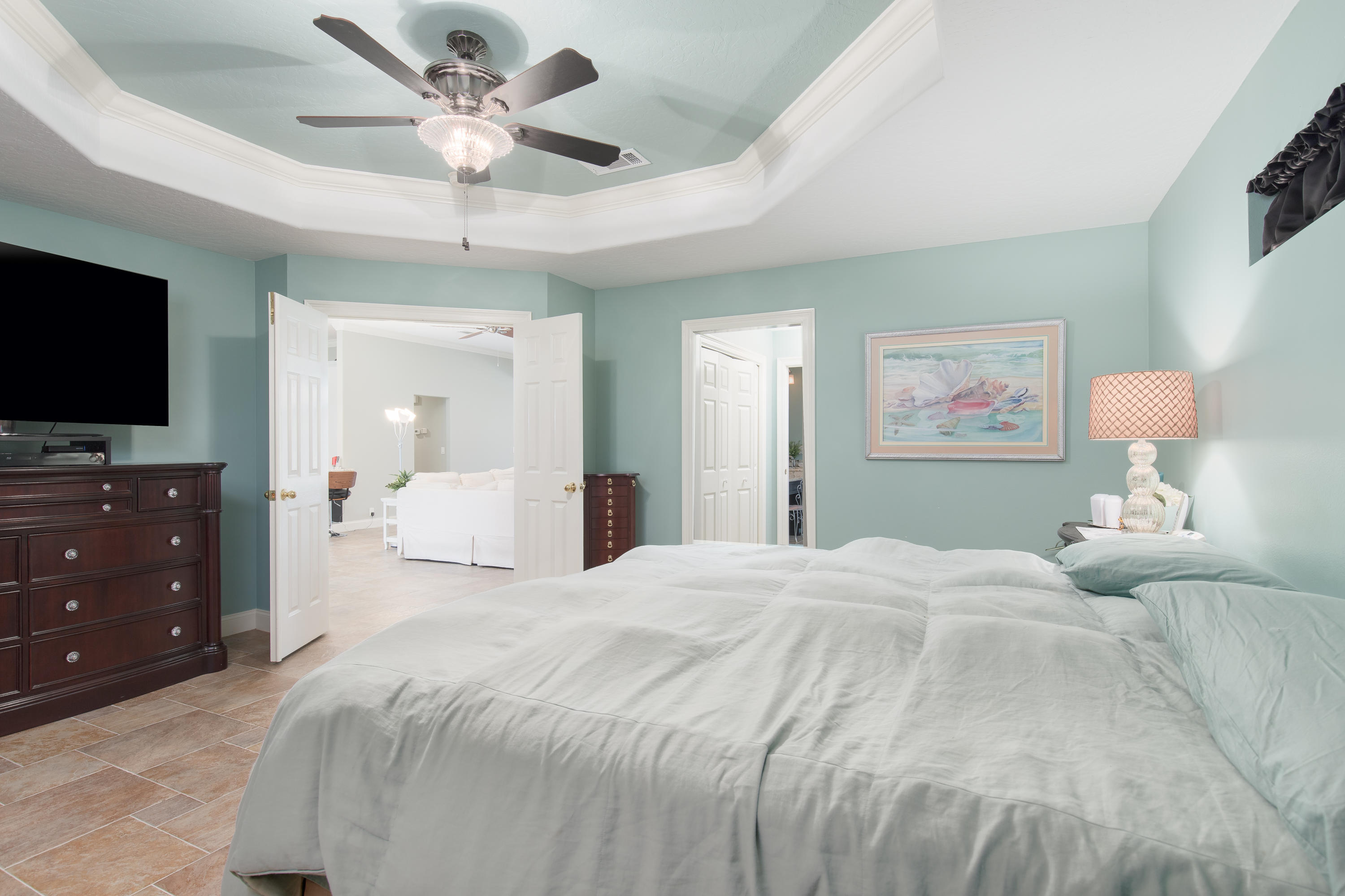 AVALON BEACH ESTATES - Residential