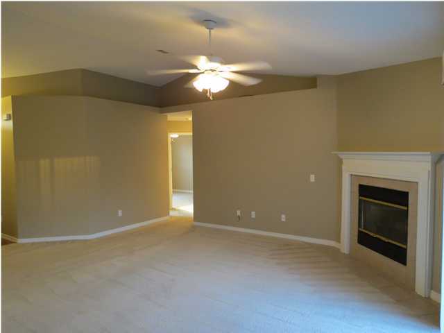 WESTVIEW ESTATES PH 5 - Residential Lease