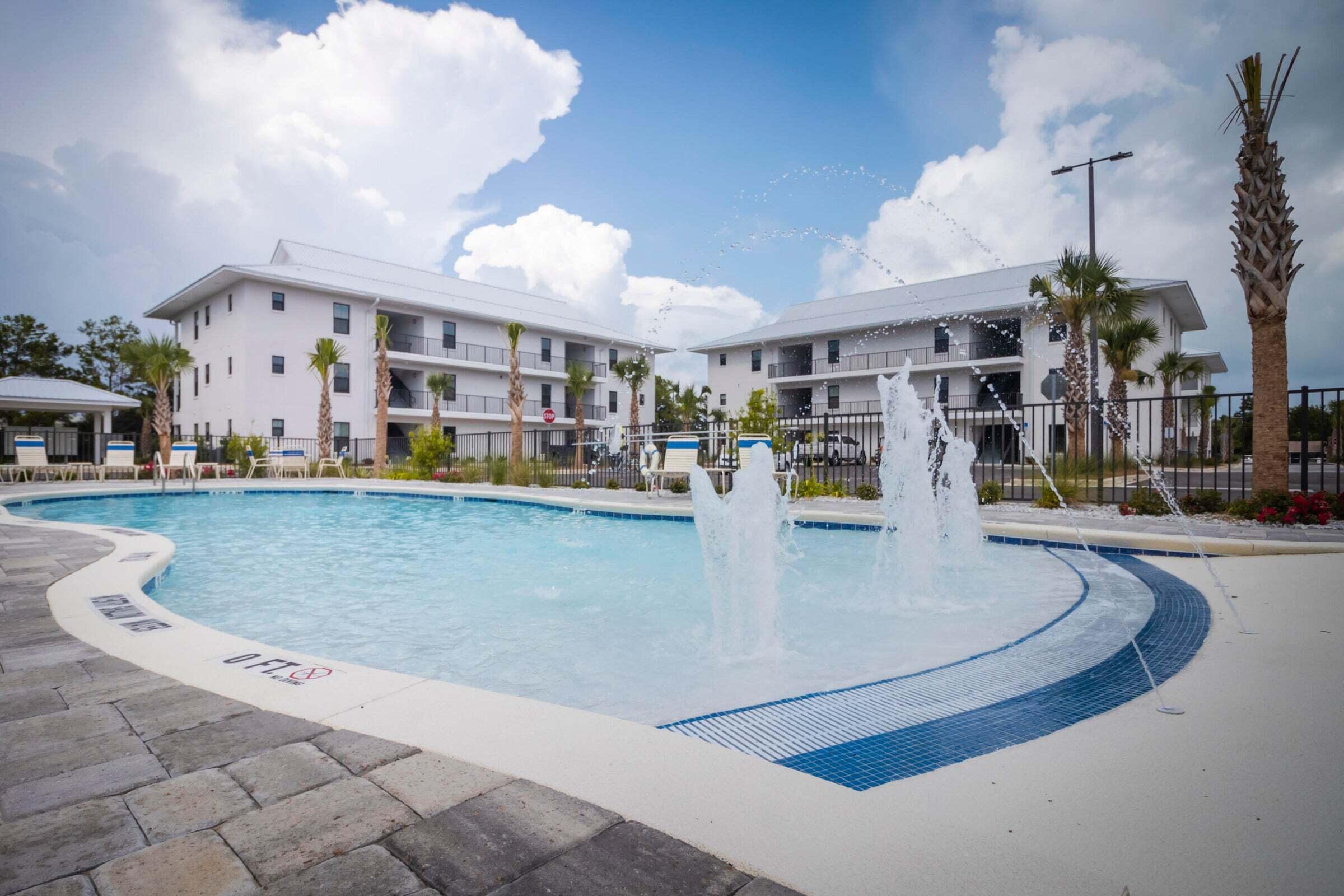 HIDDEN LAKES Condominiums - Residential Lease