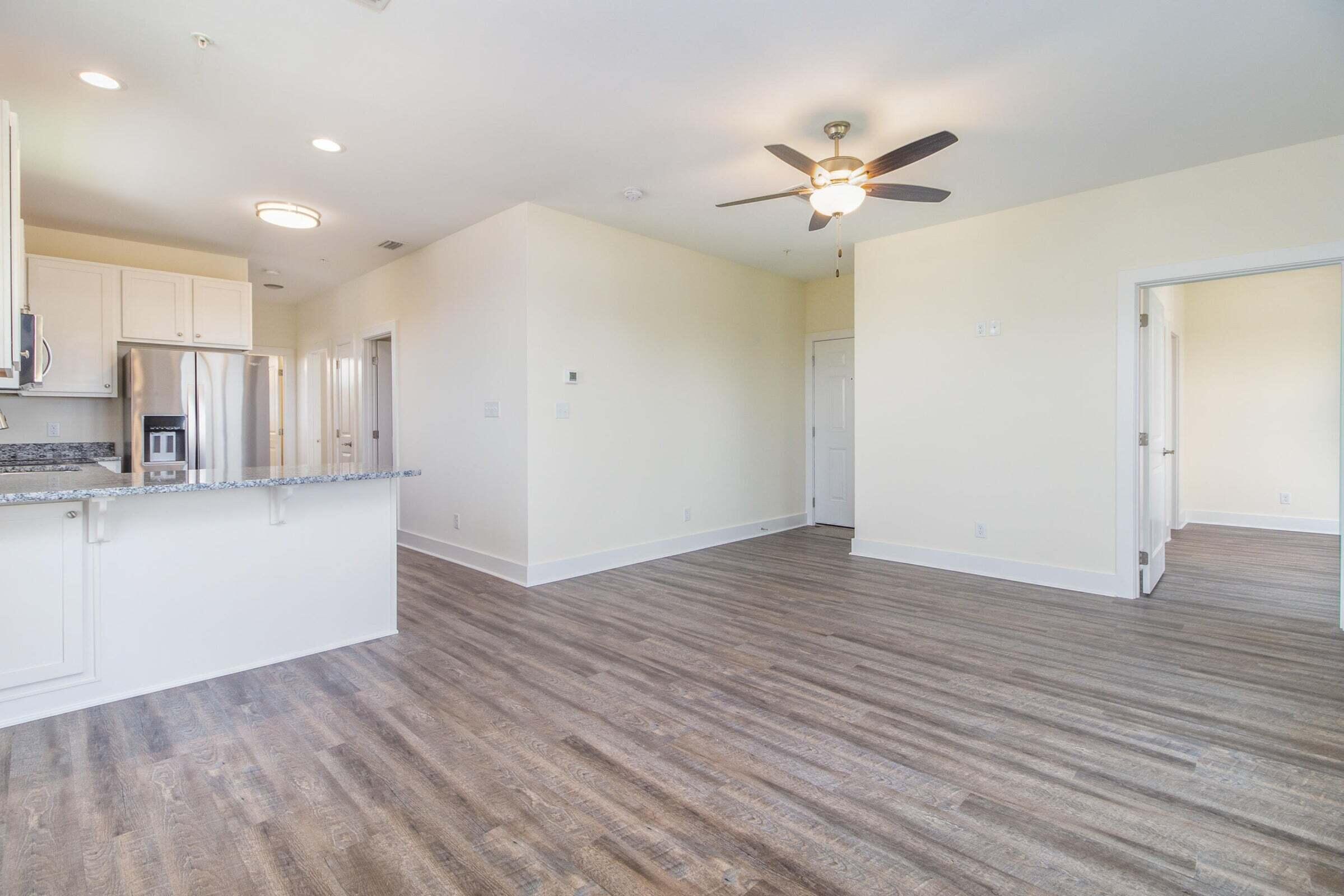 HIDDEN LAKES Condominiums - Residential Lease