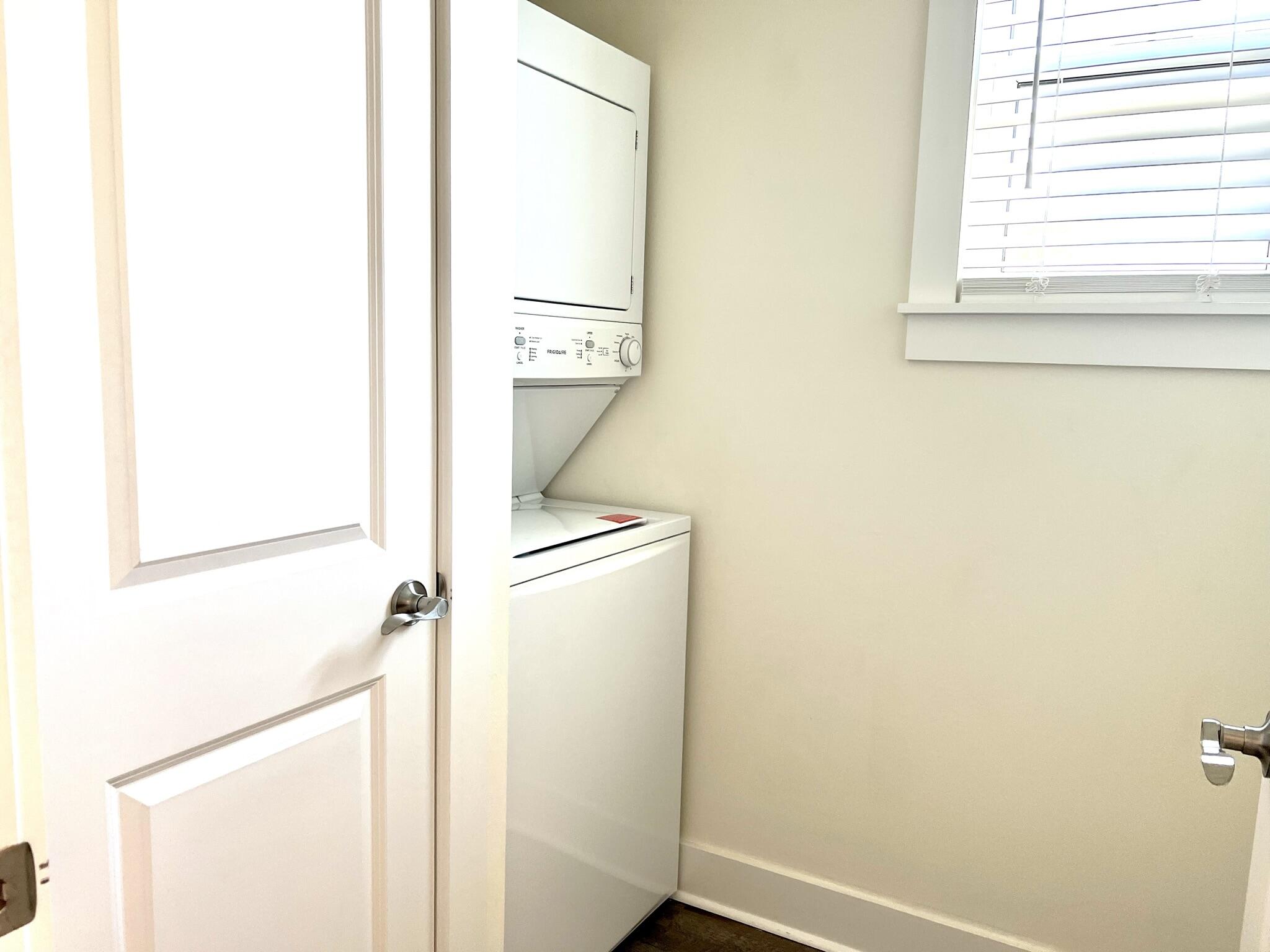 HIDDEN LAKES Condominiums - Residential Lease