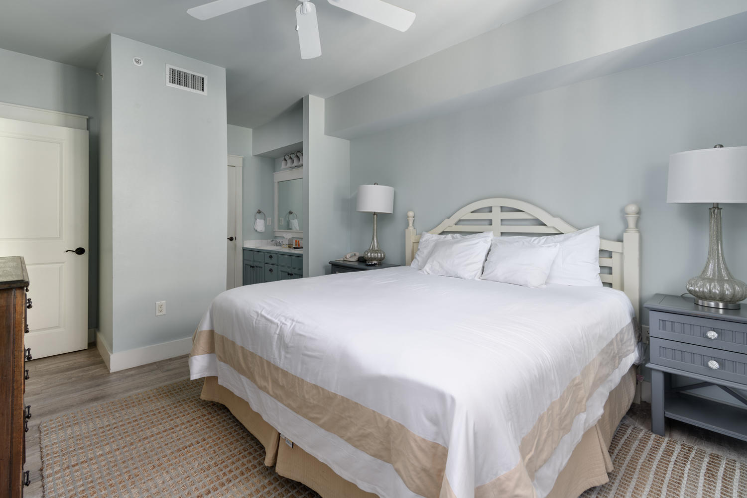 MARKET STREET INN - Residential Lease