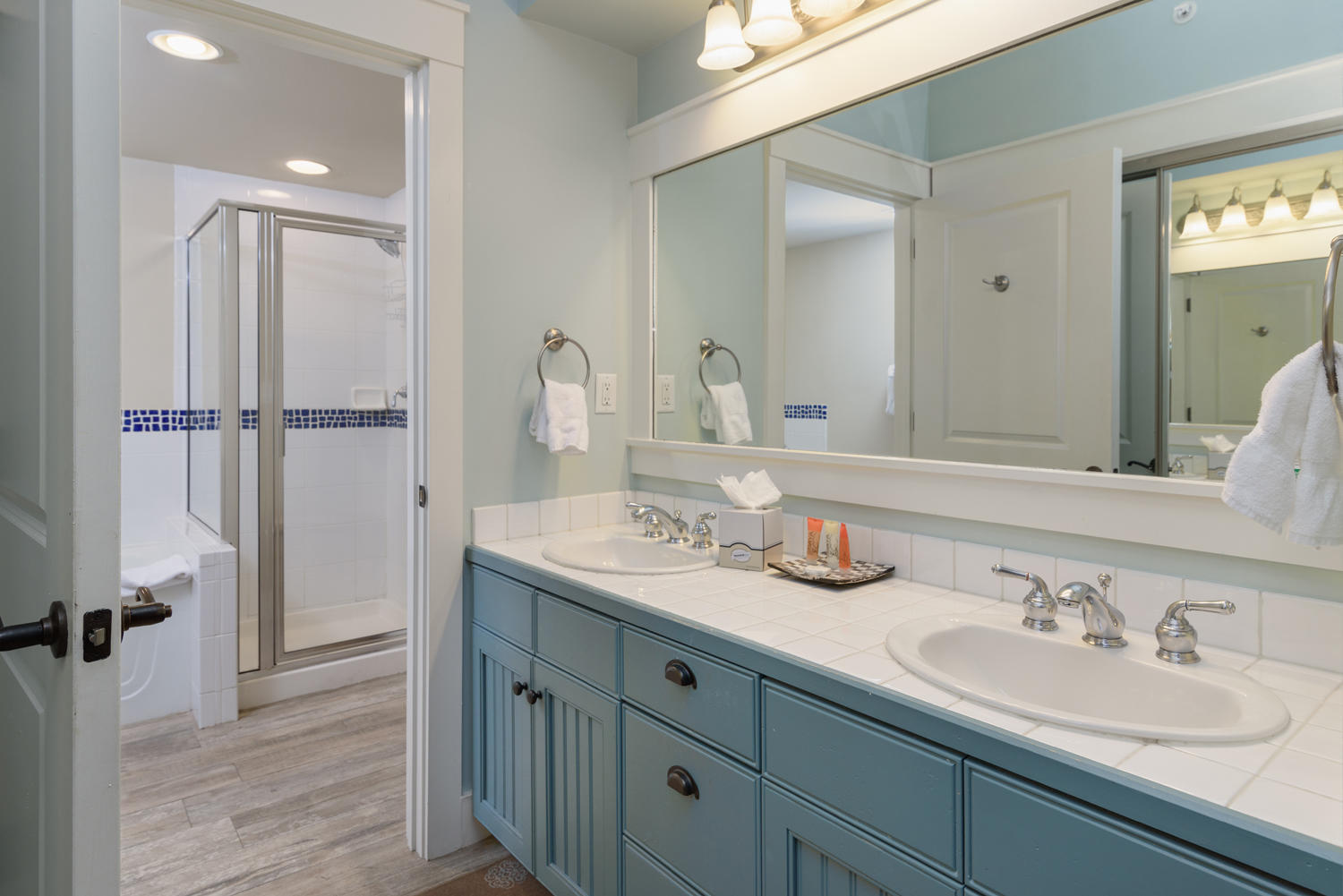 MARKET STREET INN - Residential Lease