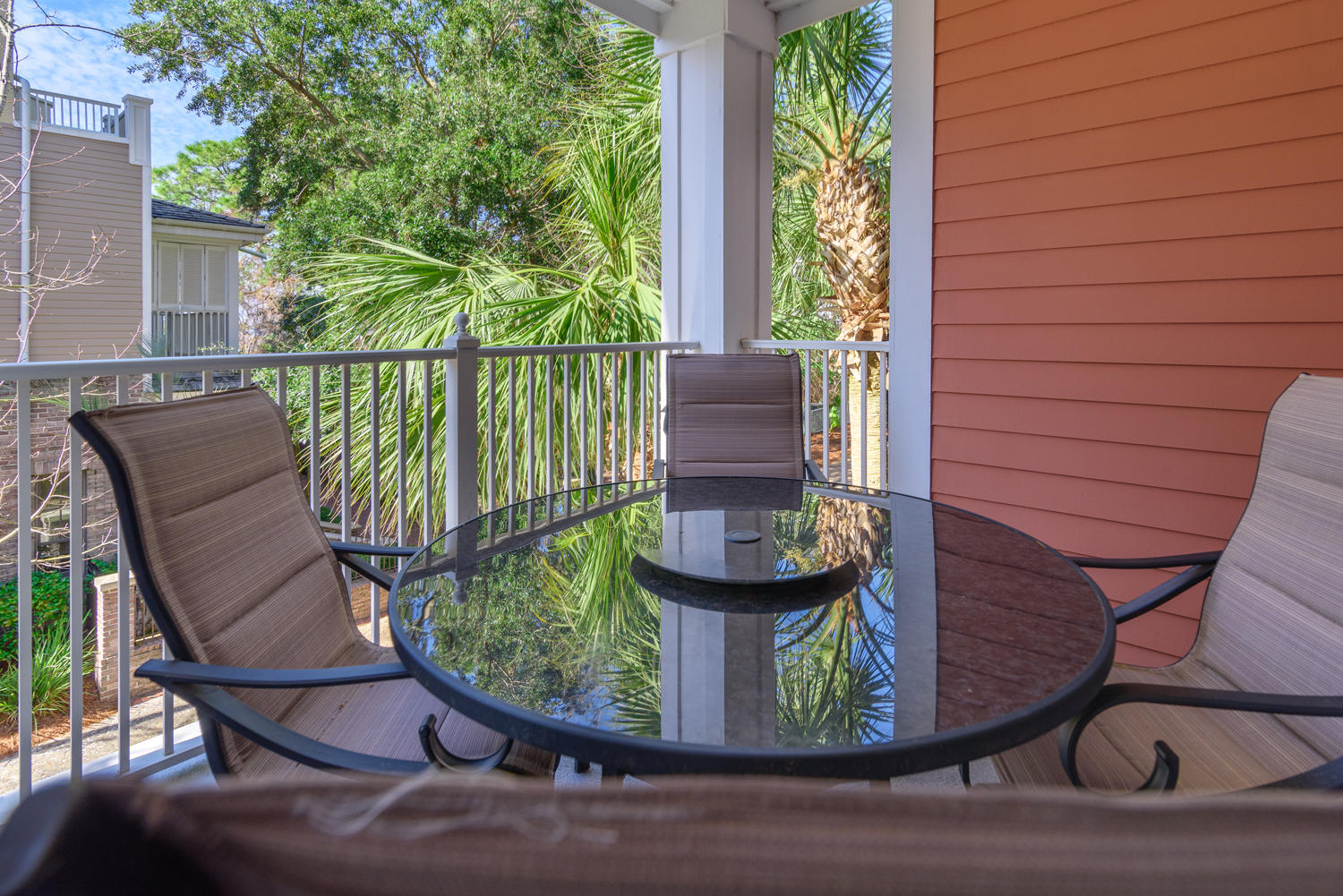 MARKET STREET INN - Residential Lease