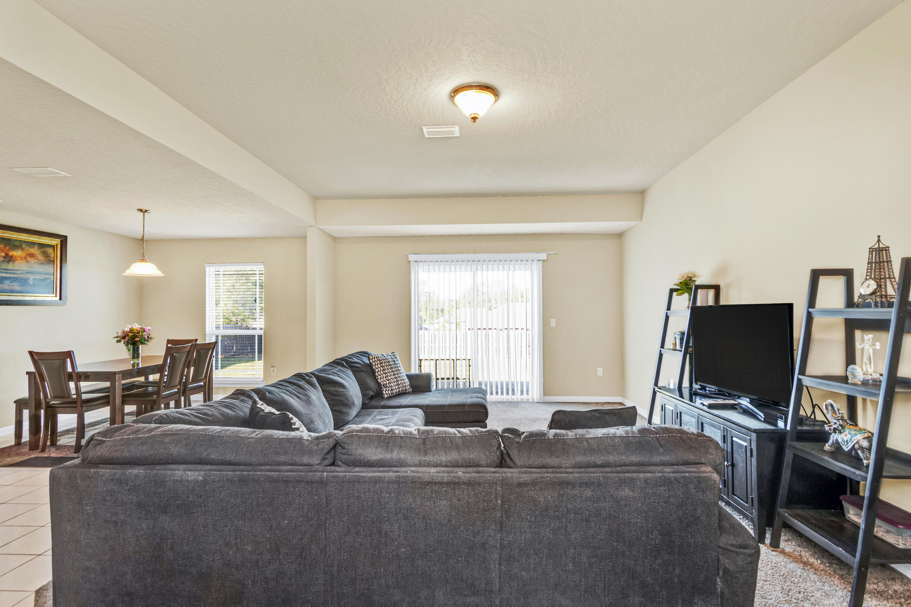 Lee Farm Phase III - Residential Lease