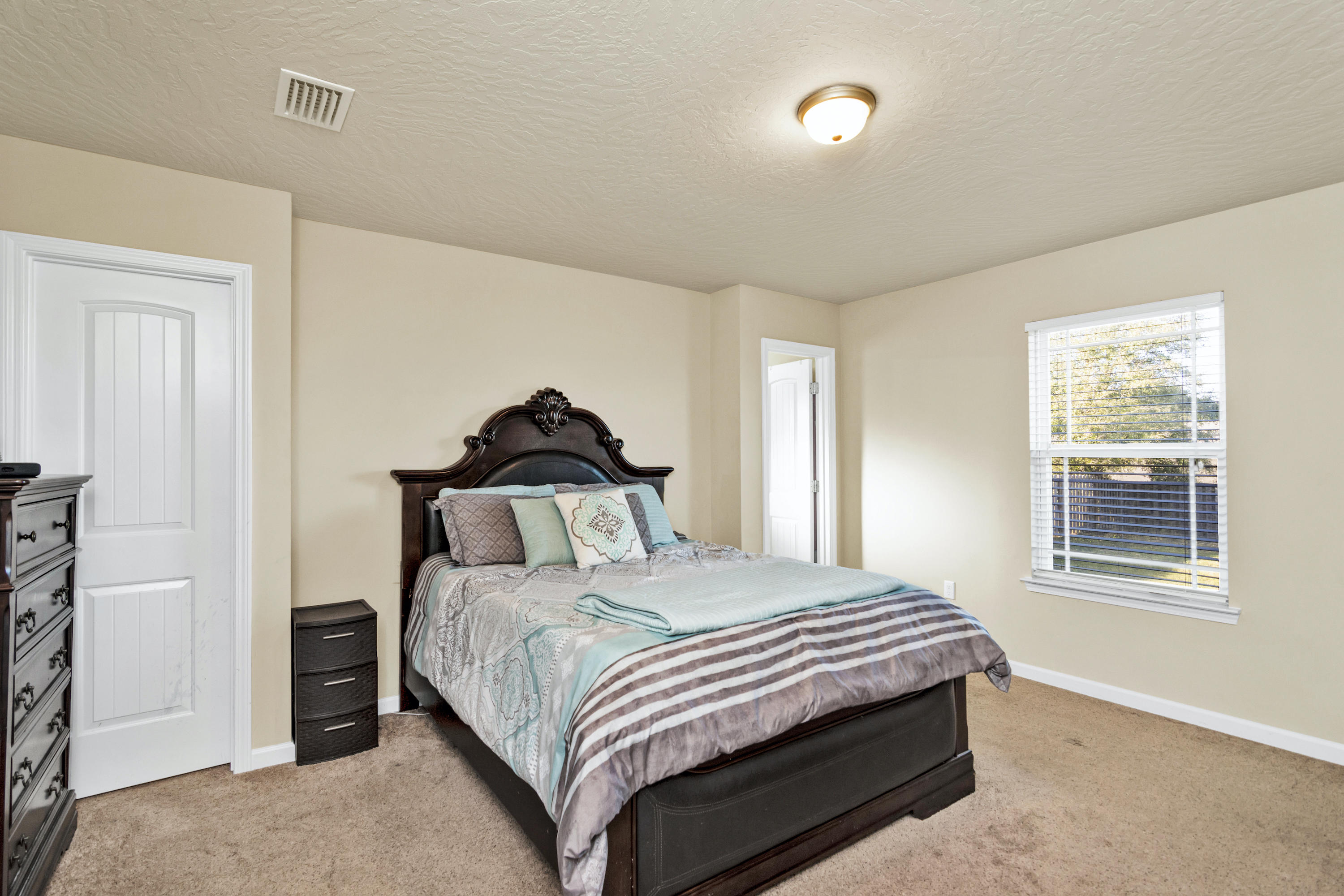 Lee Farm Phase III - Residential Lease
