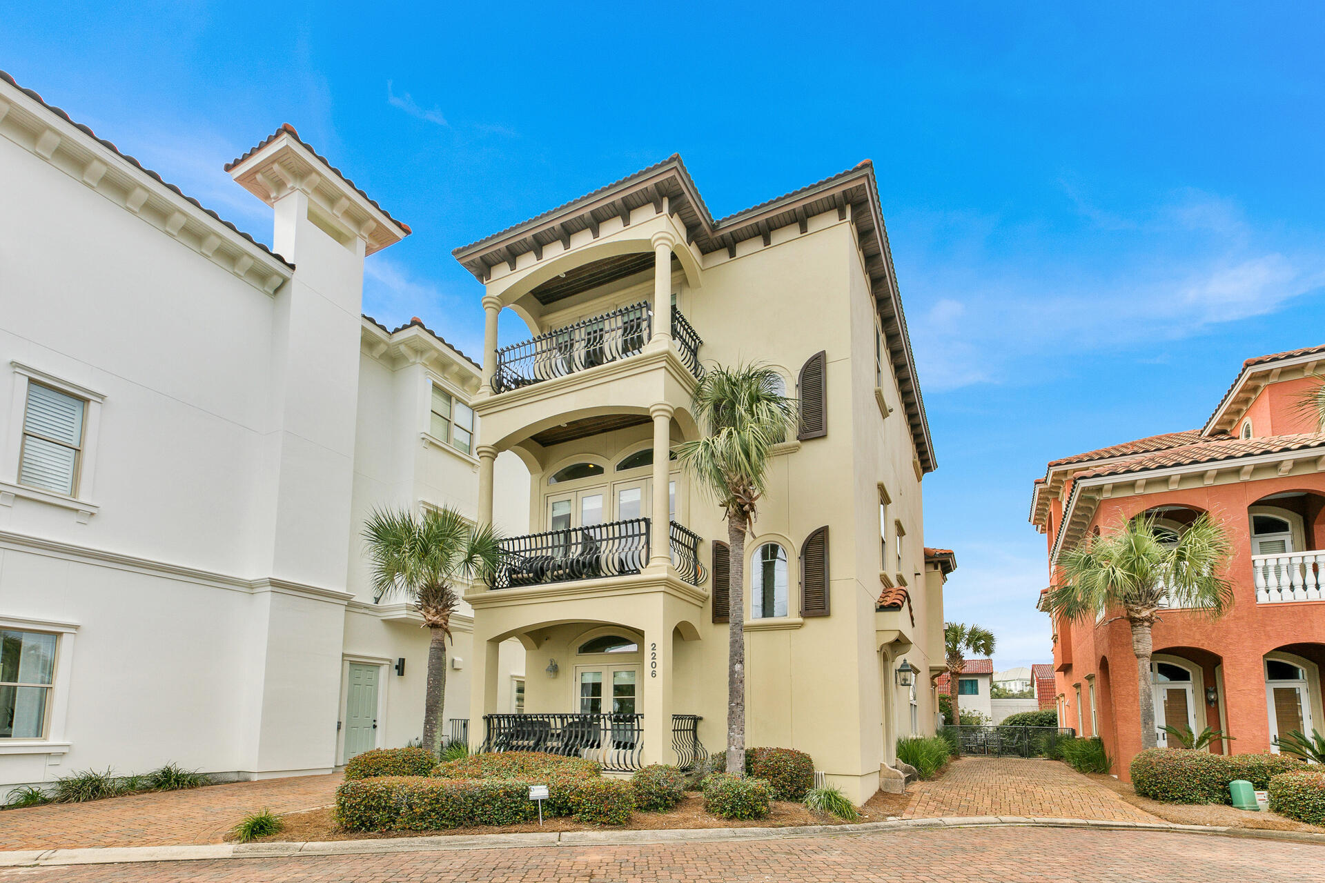 PALMEIRA VILLAS - Residential